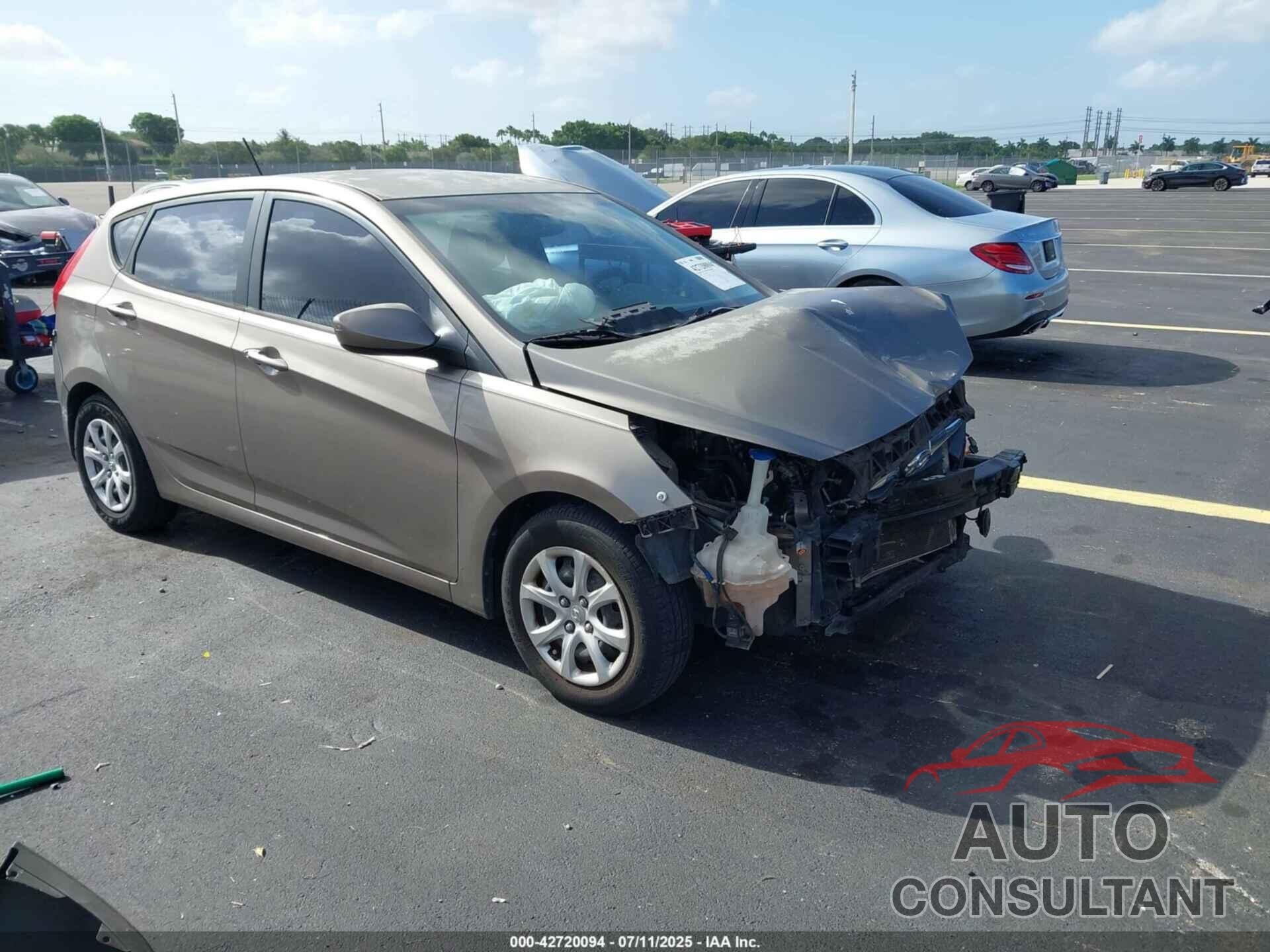 HYUNDAI ACCENT 2012 - KMHCT5AE1CU007575