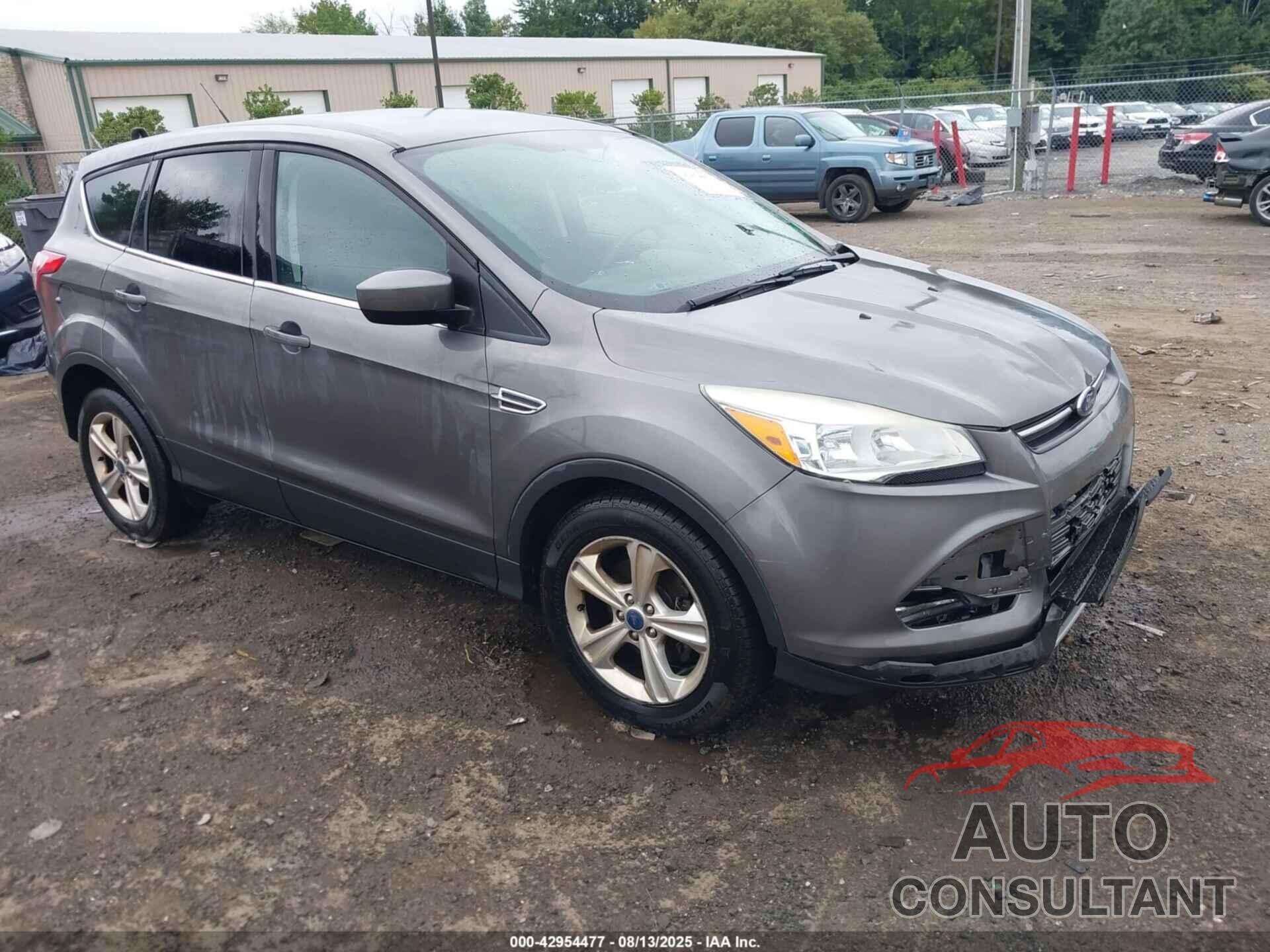 FORD ESCAPE 2013 - 1FMCU0GX5DUC66452
