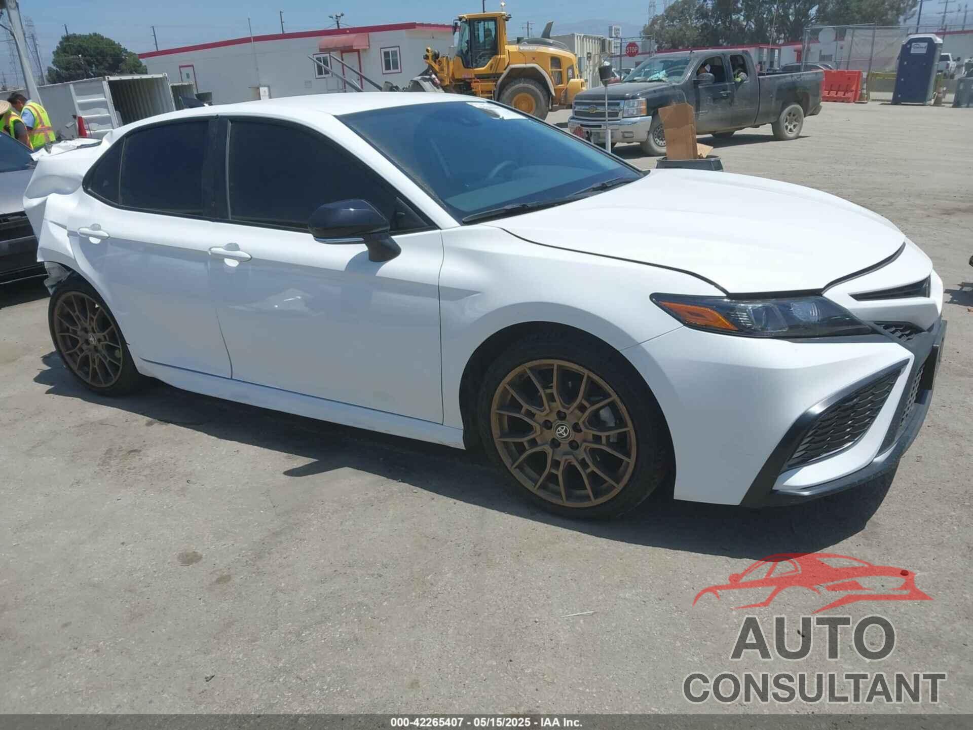TOYOTA CAMRY 2023 - 4T1G11AK2PU146903