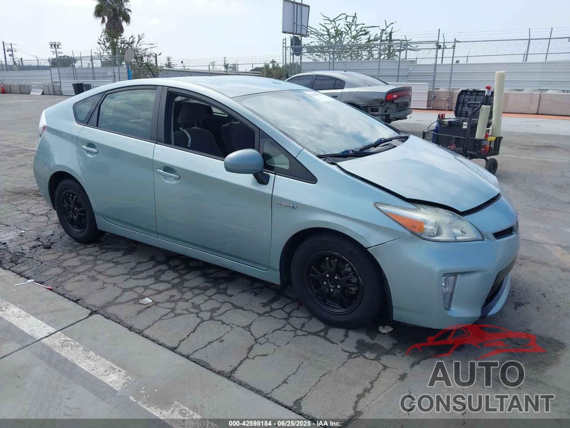 TOYOTA PRIUS 2014 - JTDKN3DUXE1836005