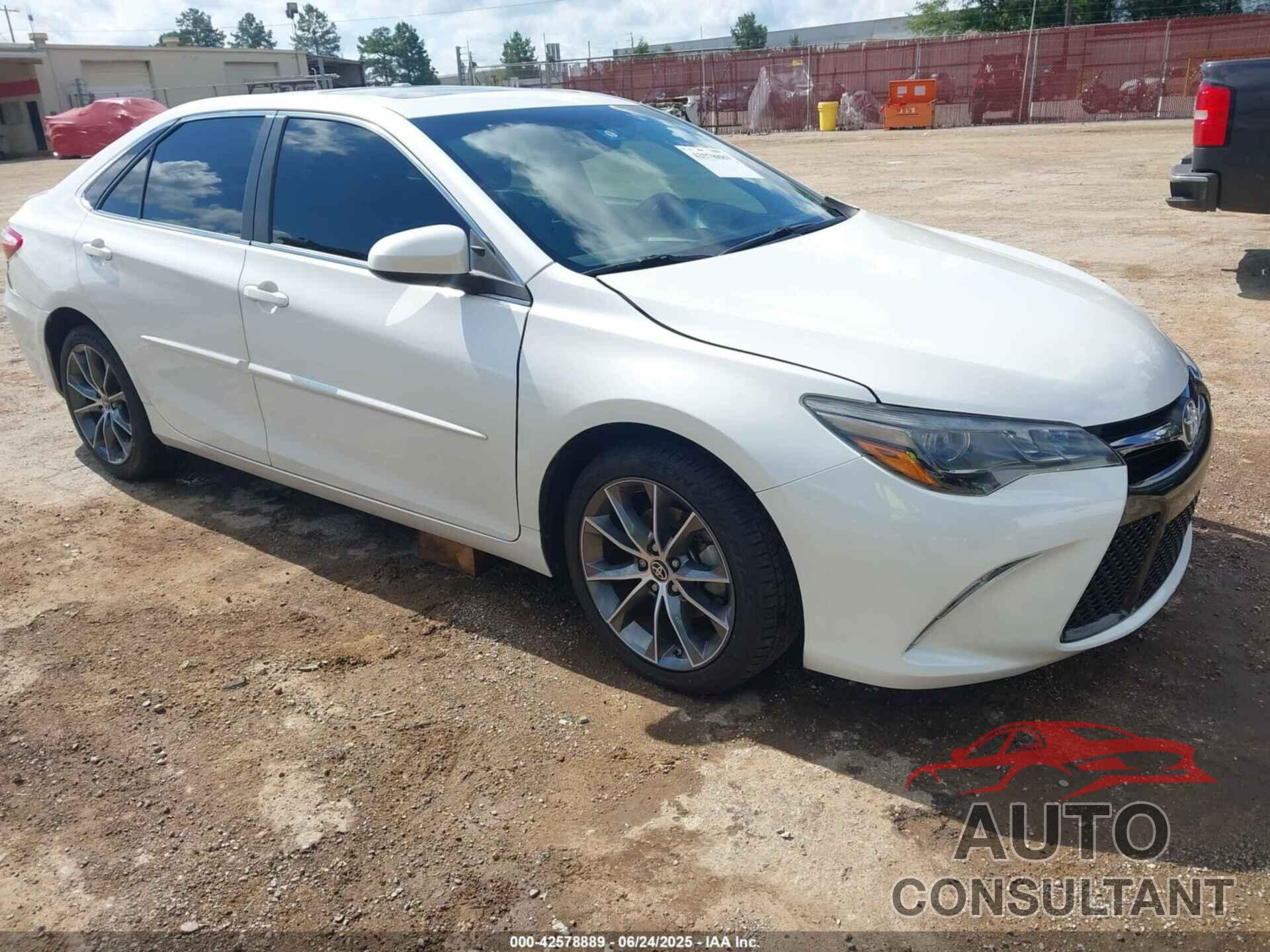 TOYOTA CAMRY 2015 - 4T1BK1FK7FU556045