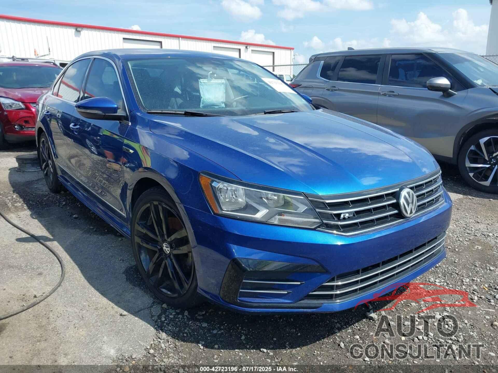 VOLKSWAGEN PASSAT 2017 - 1VWDT7A37HC061167