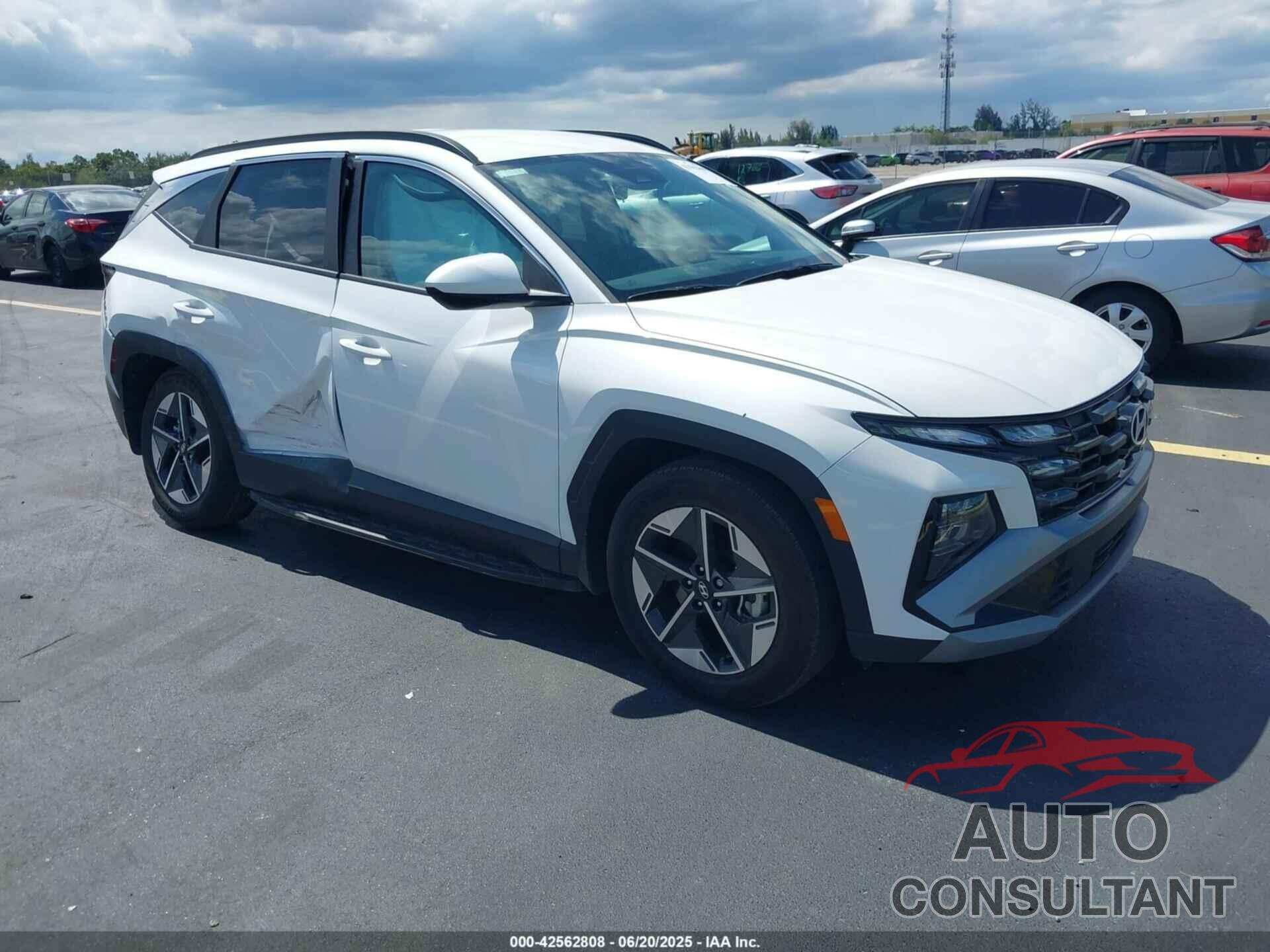 HYUNDAI TUCSON 2025 - 3KMJB3DE8SE019537