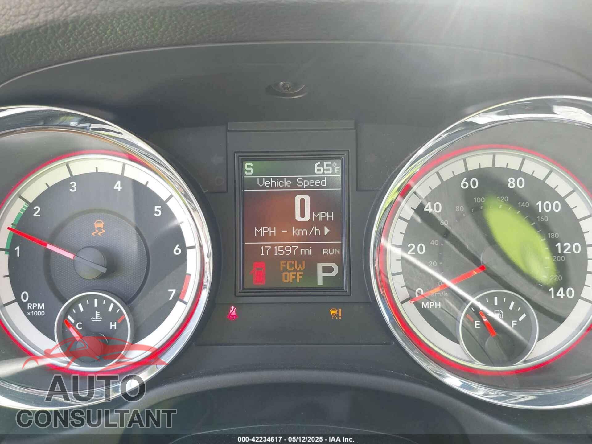 DODGE DURANGO 2013 - 1C4RDJEG6DC688209