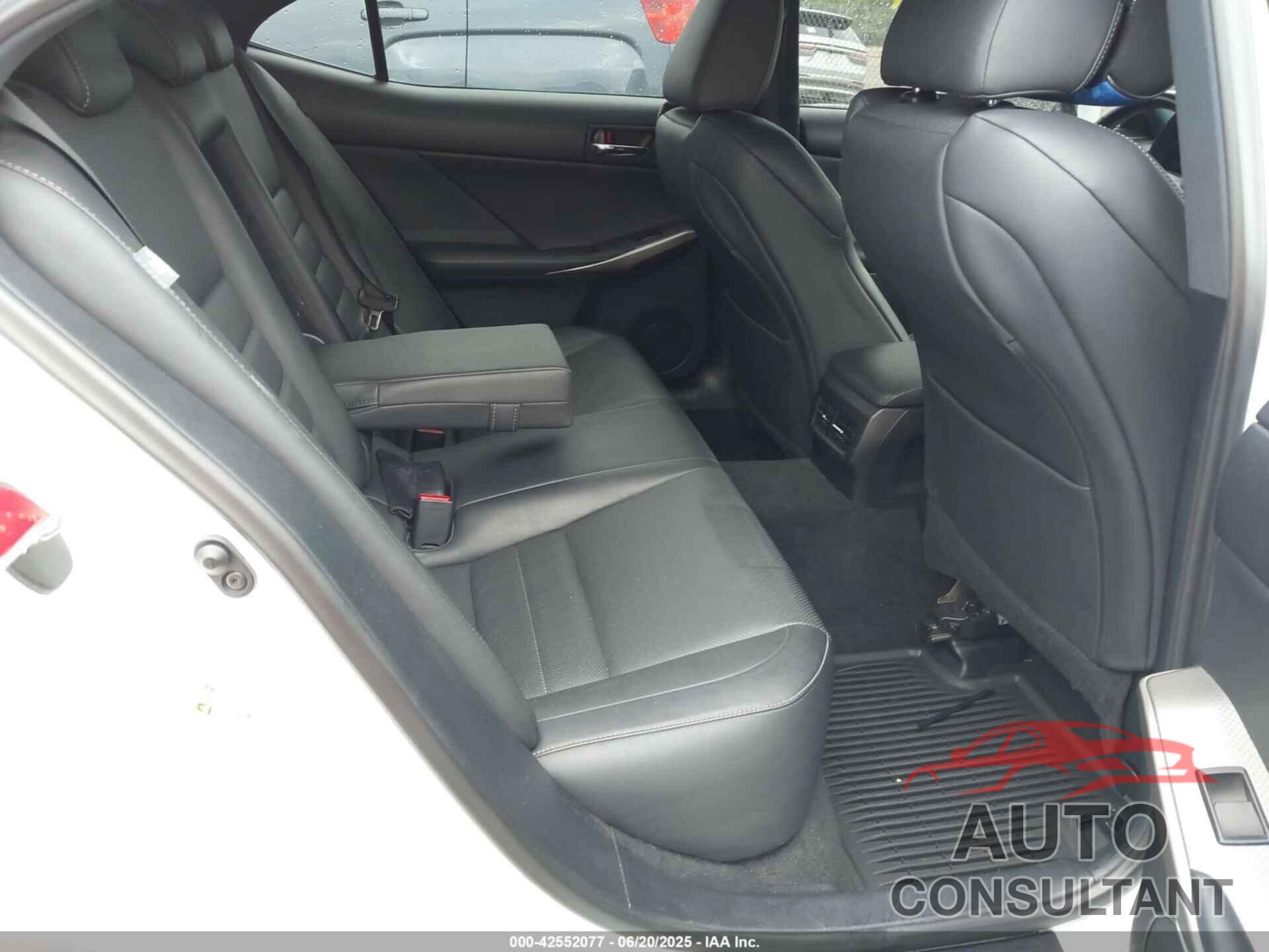 LEXUS IS 300 2016 - JTHCM1D26G5002396