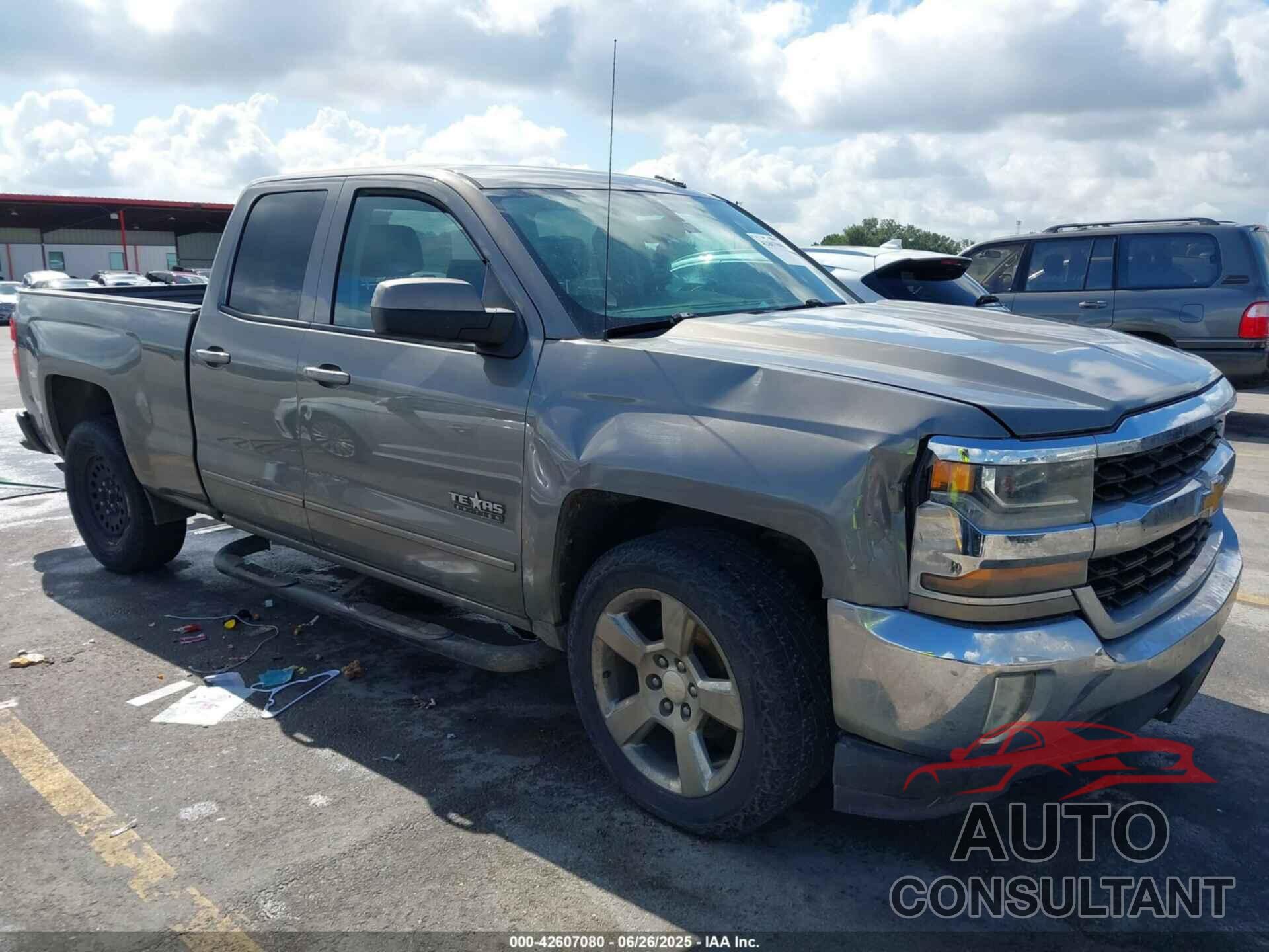 CHEVROLET SILVERADO 2017 - 1GCRCREC1HZ193515