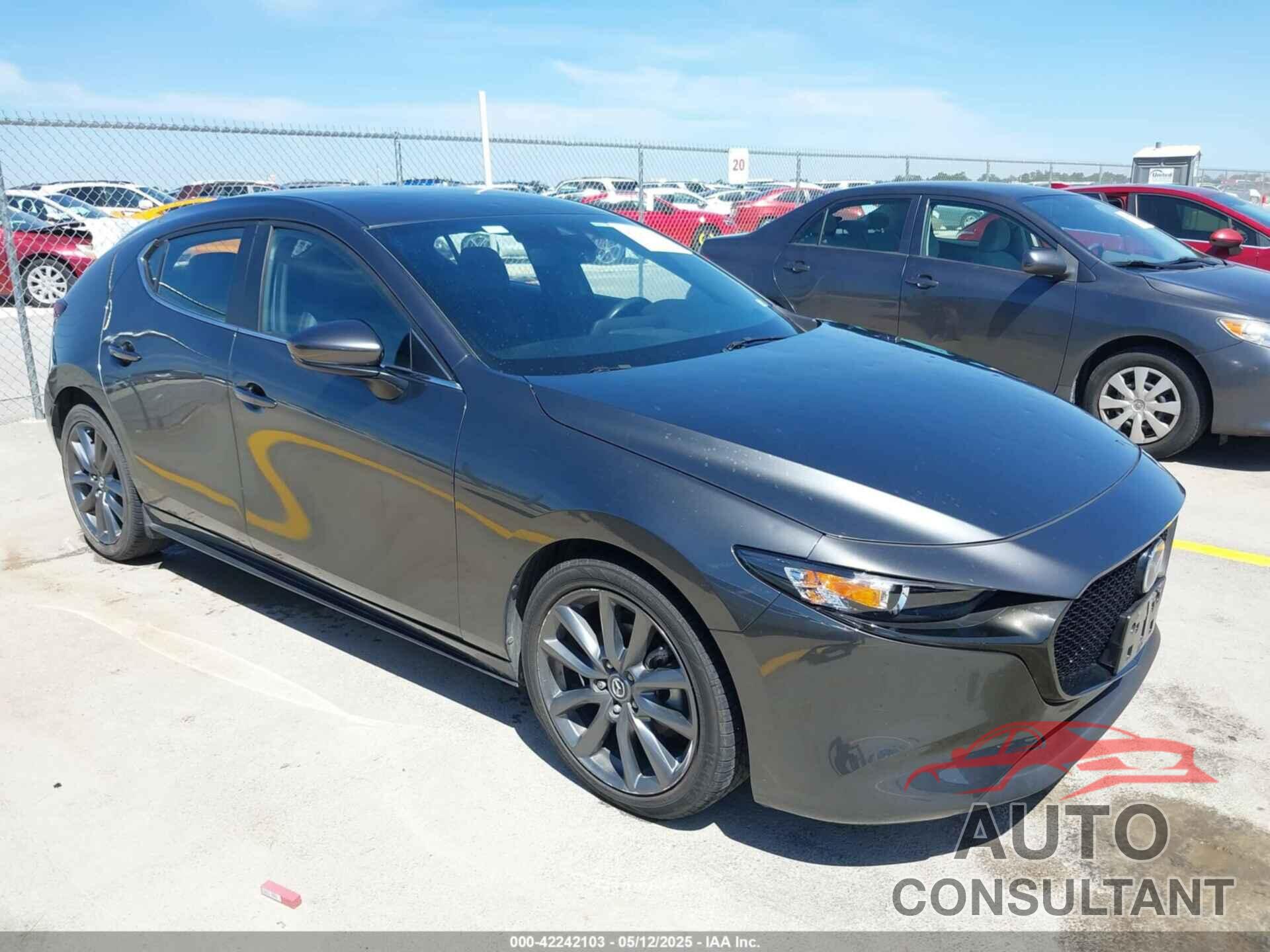 MAZDA MAZDA3 2019 - JM1BPAJM4K1117914