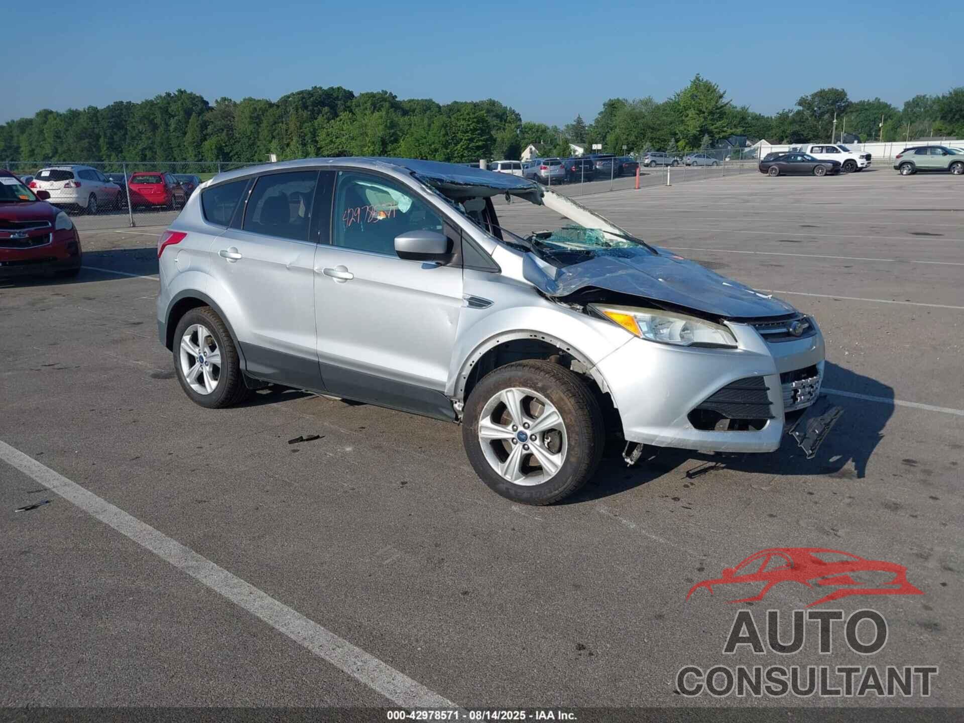FORD ESCAPE 2013 - 1FMCU9G9XDUD11617