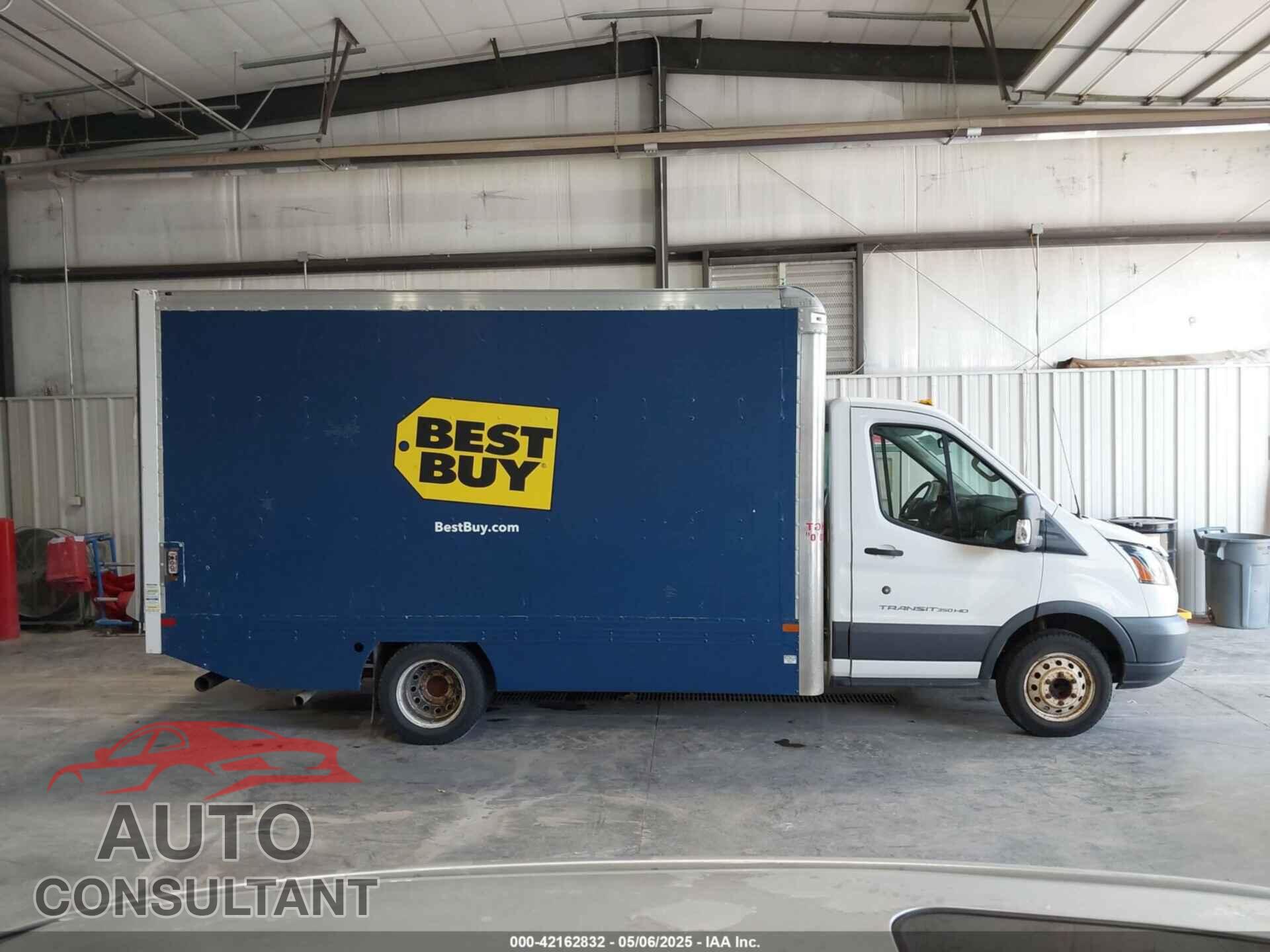FORD TRANSIT-350 CAB 2015 - 1FDBF8ZM7FKB32242