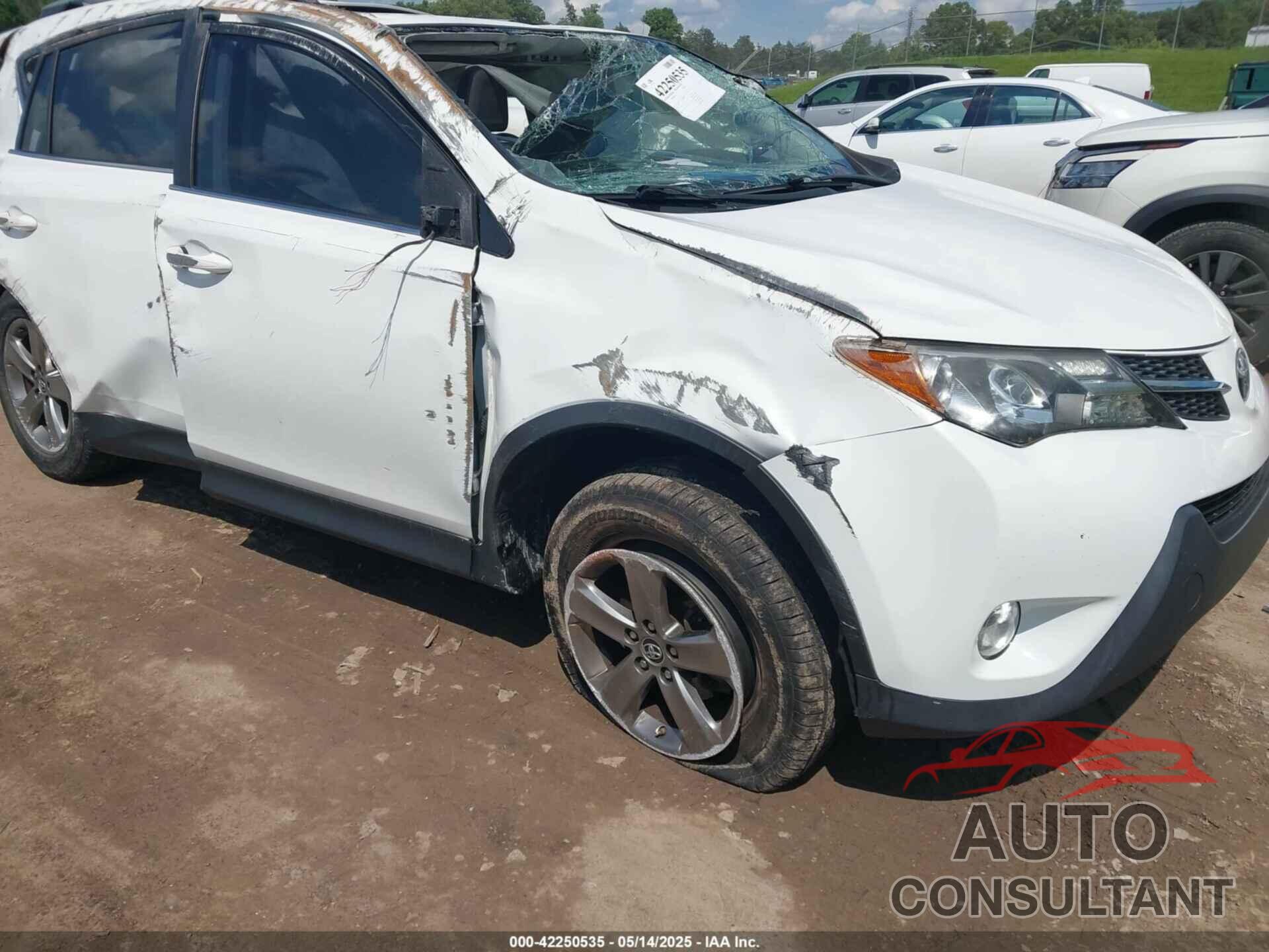 TOYOTA RAV4 2015 - JTMWFREV8FD080201