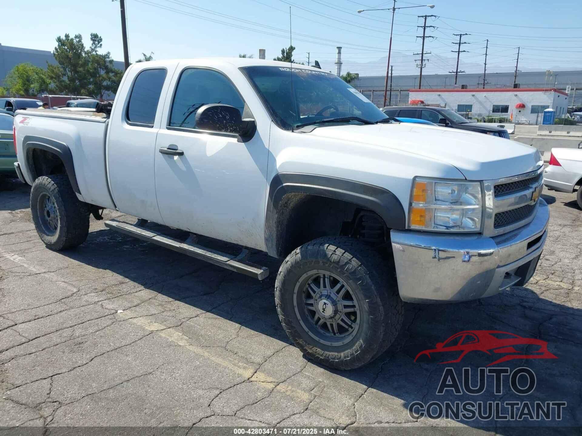CHEVROLET SILVERADO 1500 2012 - 1GCRKSE78CZ301764