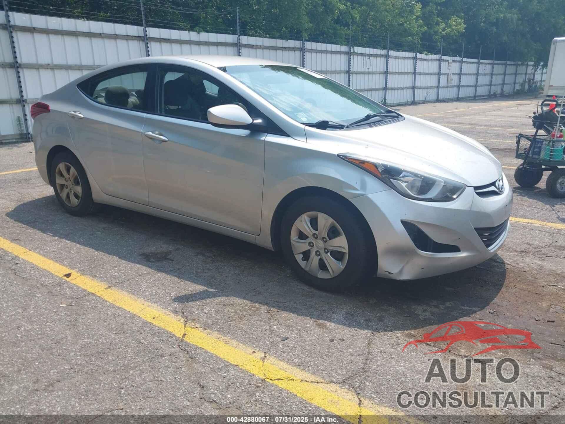 HYUNDAI ELANTRA 2016 - 5NPDH4AE7GH786730