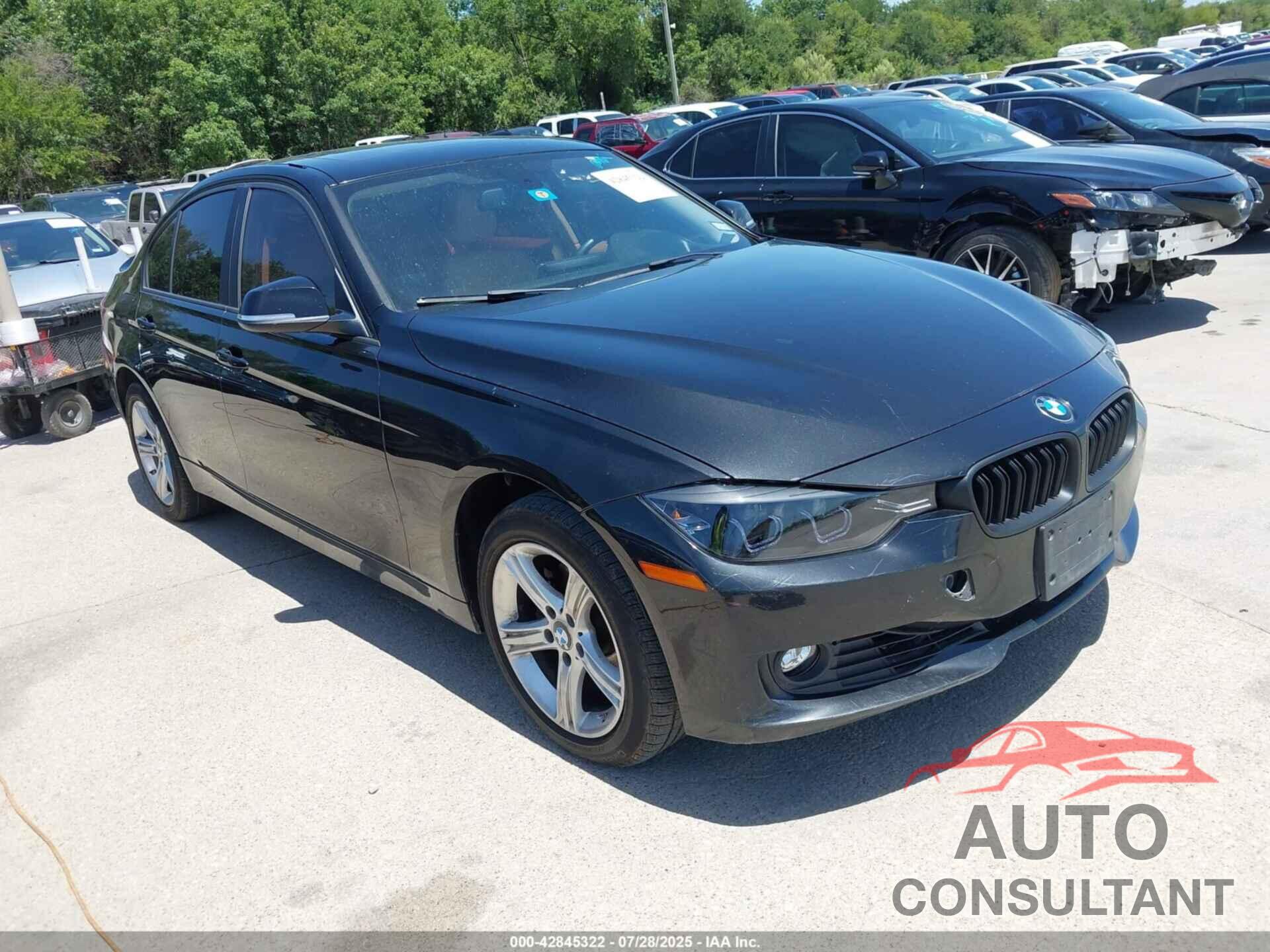 BMW 328I 2013 - WBA3A5C51DF353300