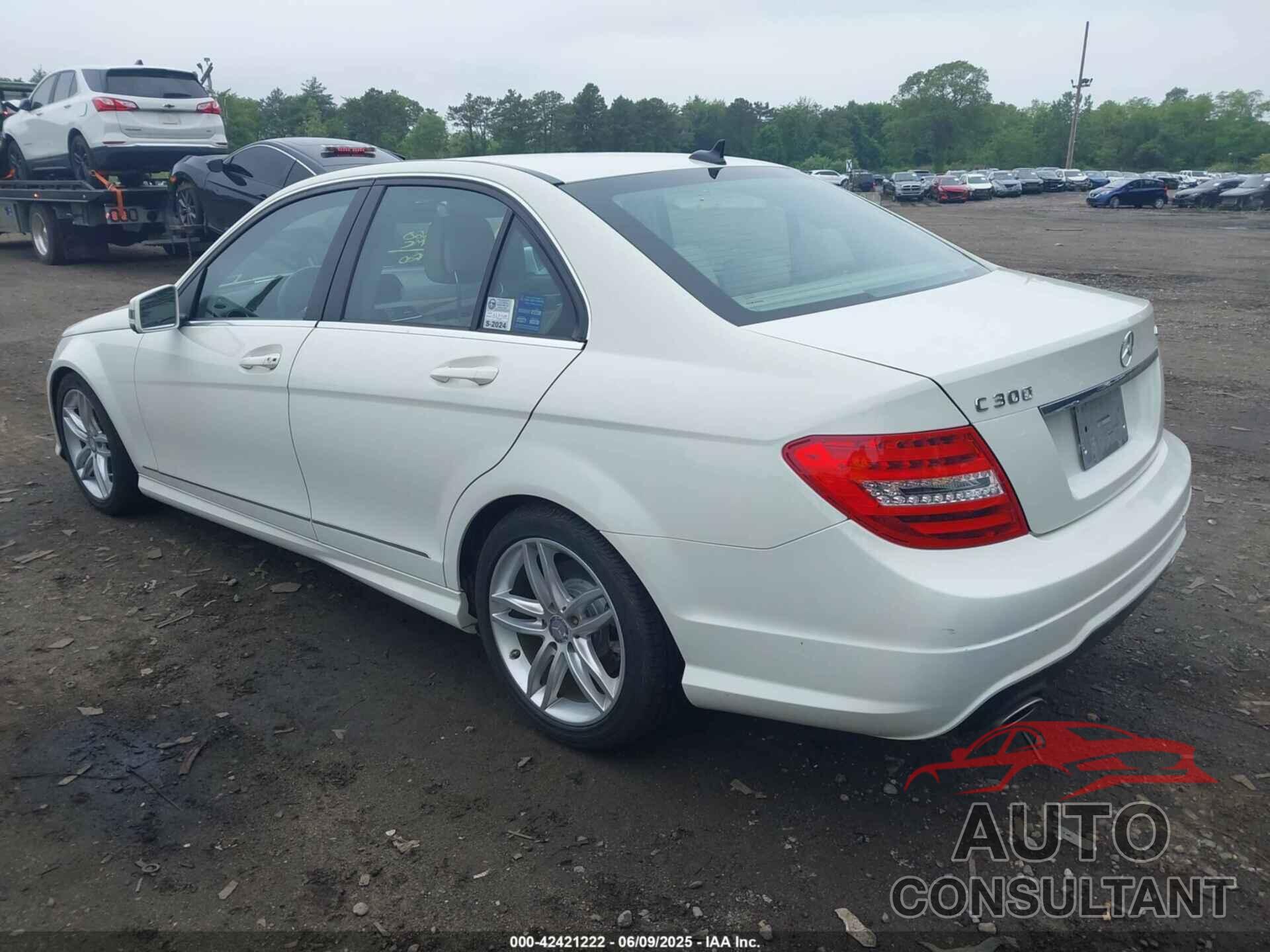 MERCEDES-BENZ C 300 2012 - WDDGF8BB4CR214277