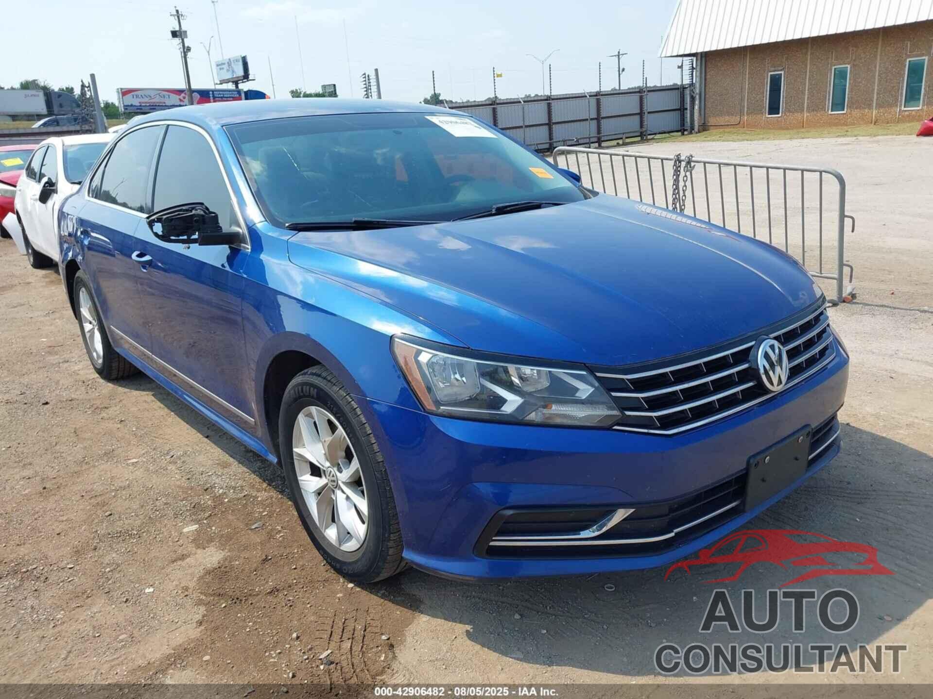 VOLKSWAGEN PASSAT 2016 - 1VWAT7A31GC007574