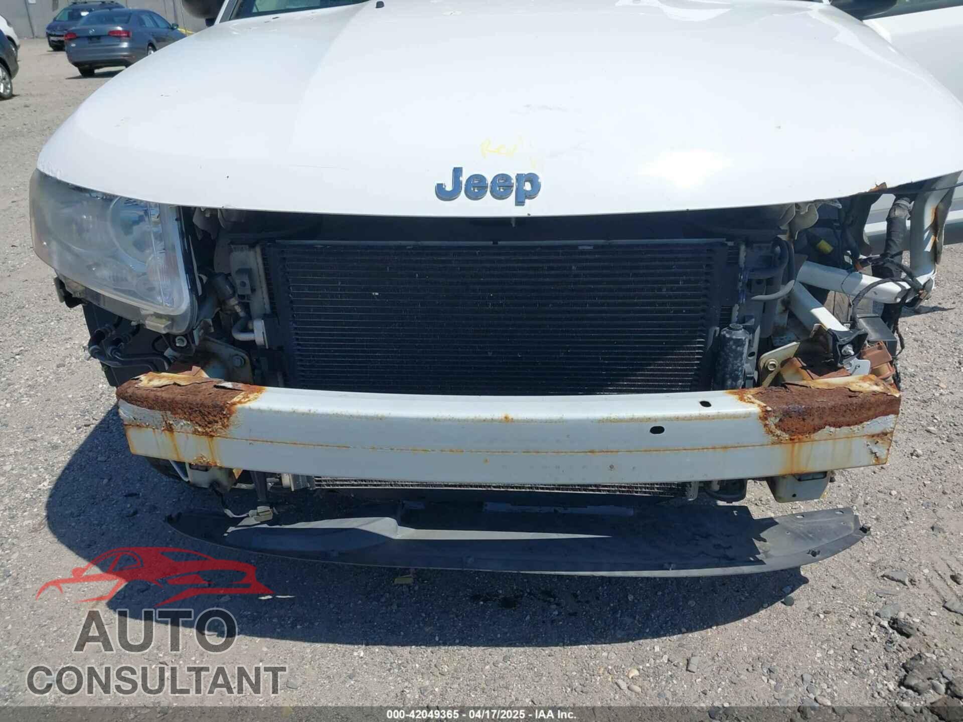 JEEP COMPASS 2011 - 1J4NT1FA2BD240921