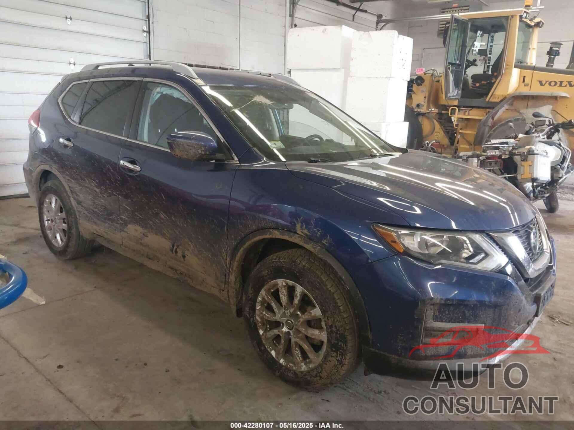 NISSAN ROGUE 2018 - KNMAT2MV4JP612949