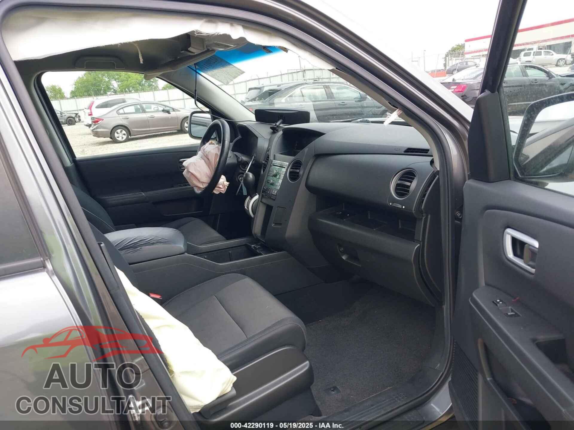 HONDA PILOT 2011 - 5FNYF3H45BB045806