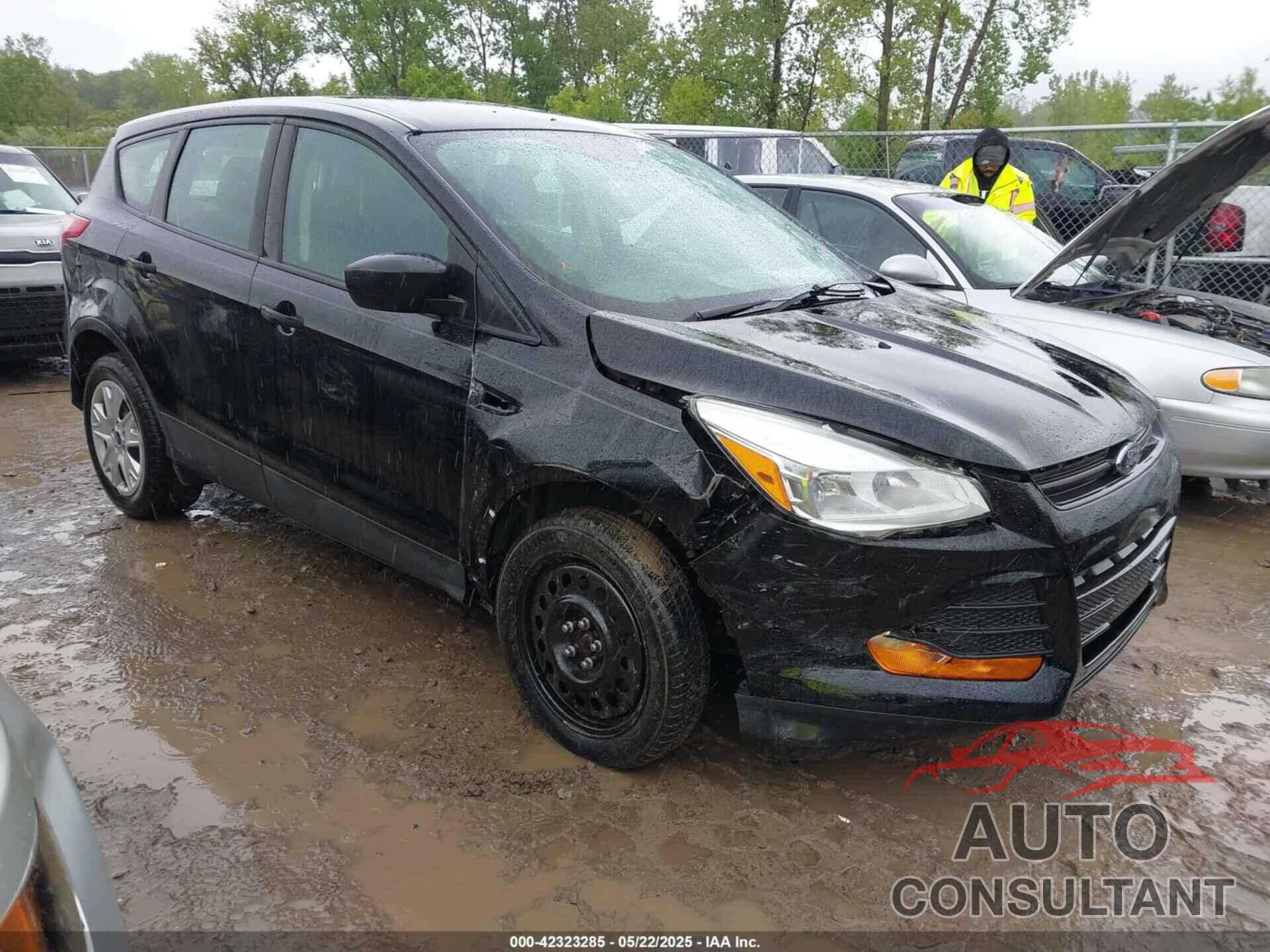FORD ESCAPE 2016 - 1FMCU0F77GUB80890