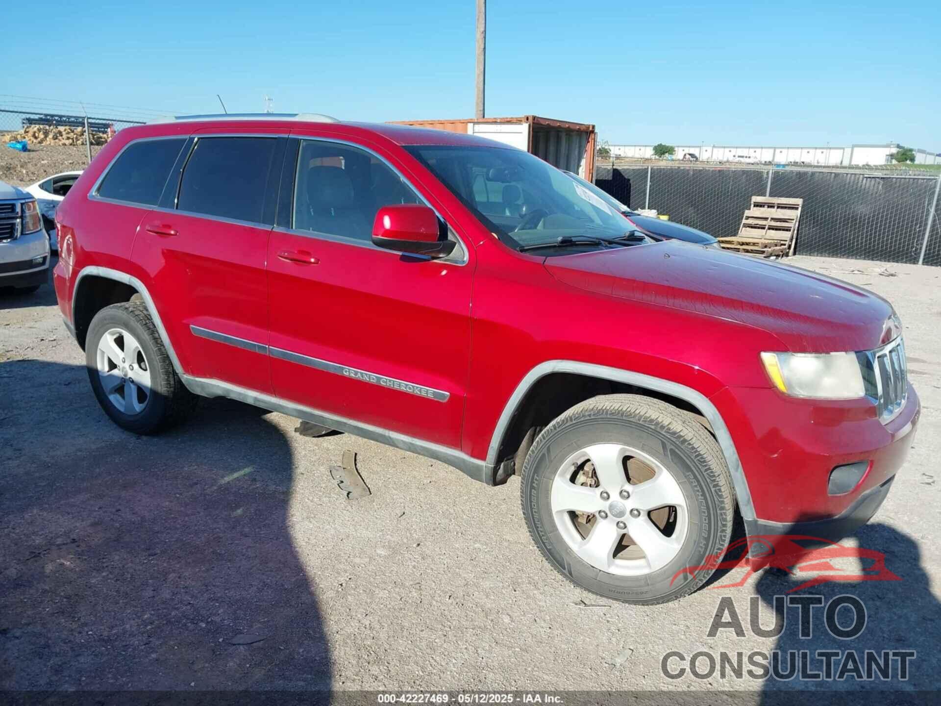 JEEP GRAND CHEROKEE 2011 - 1J4RS4GG5BC583348