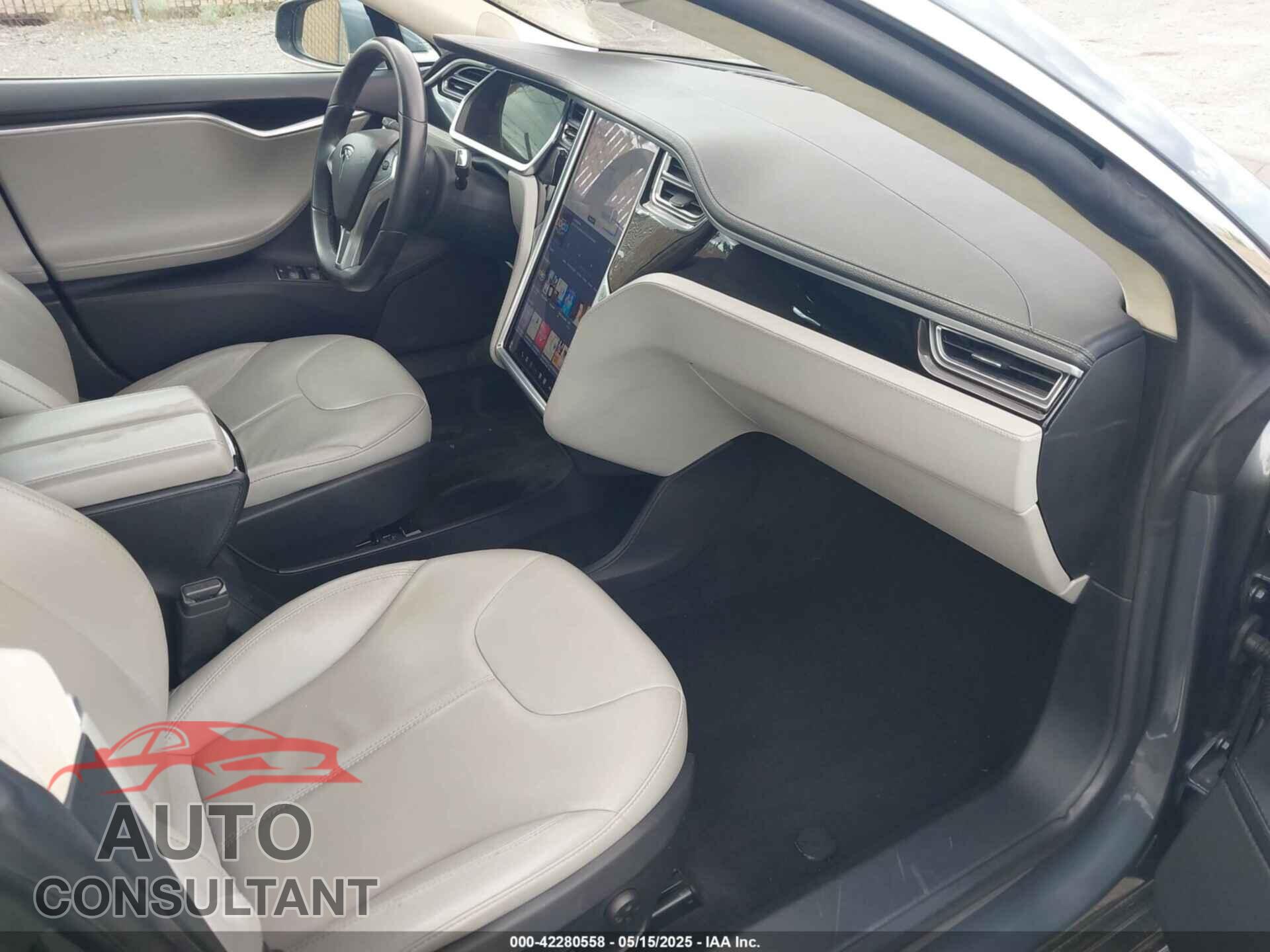 TESLA MODEL S 2013 - 5YJSA1CN5DFP21635