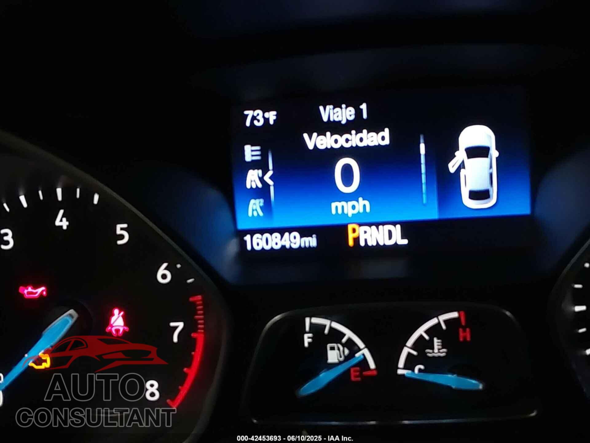 FORD FOCUS 2017 - 1FADP3K28HL218068