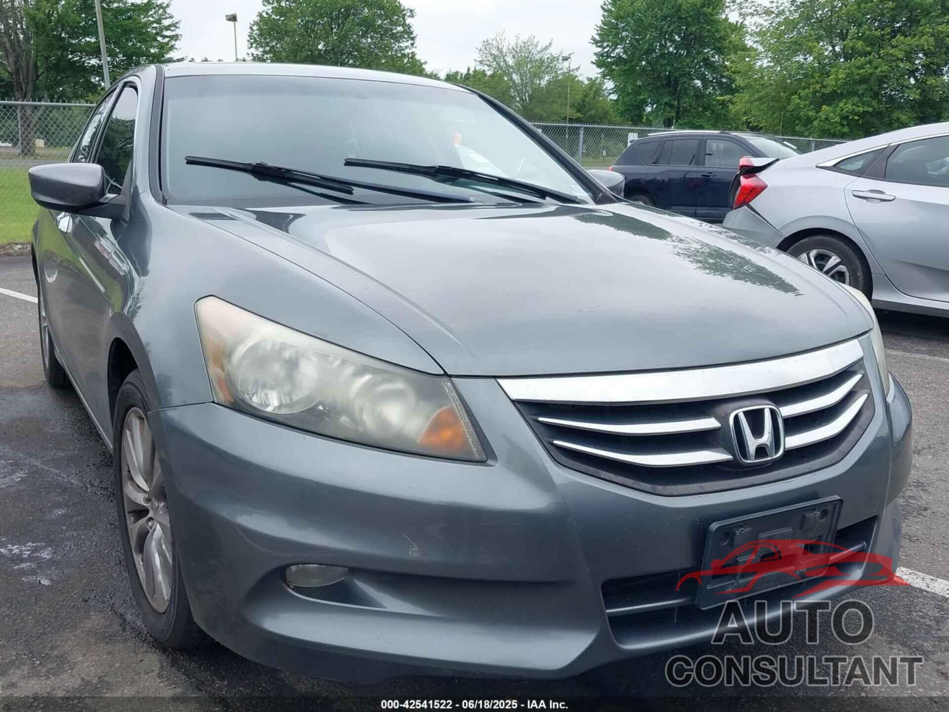 HONDA ACCORD 2012 - 1HGCP3F88CA024814