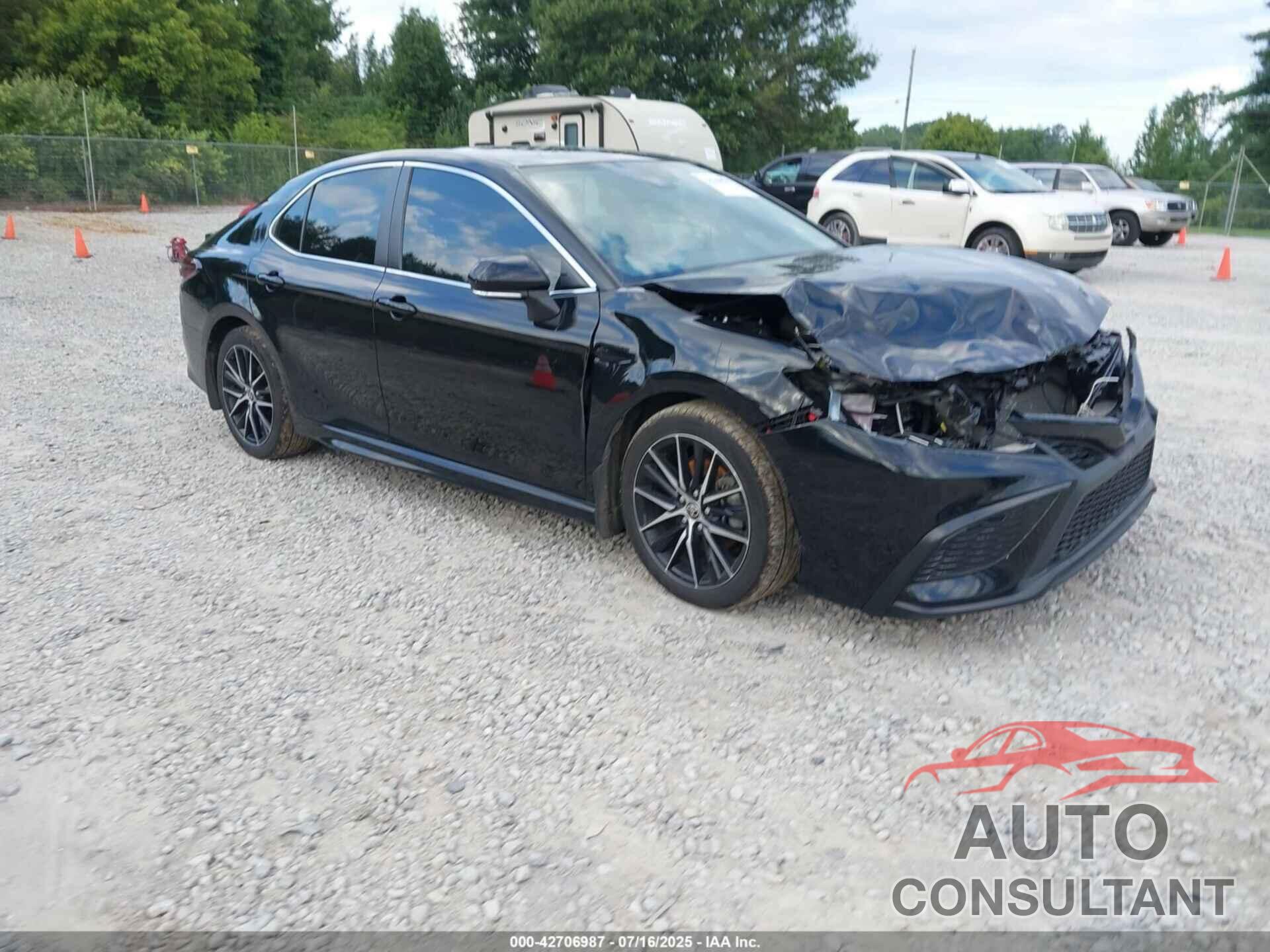 TOYOTA CAMRY 2023 - 4T1G11AK3PU782620
