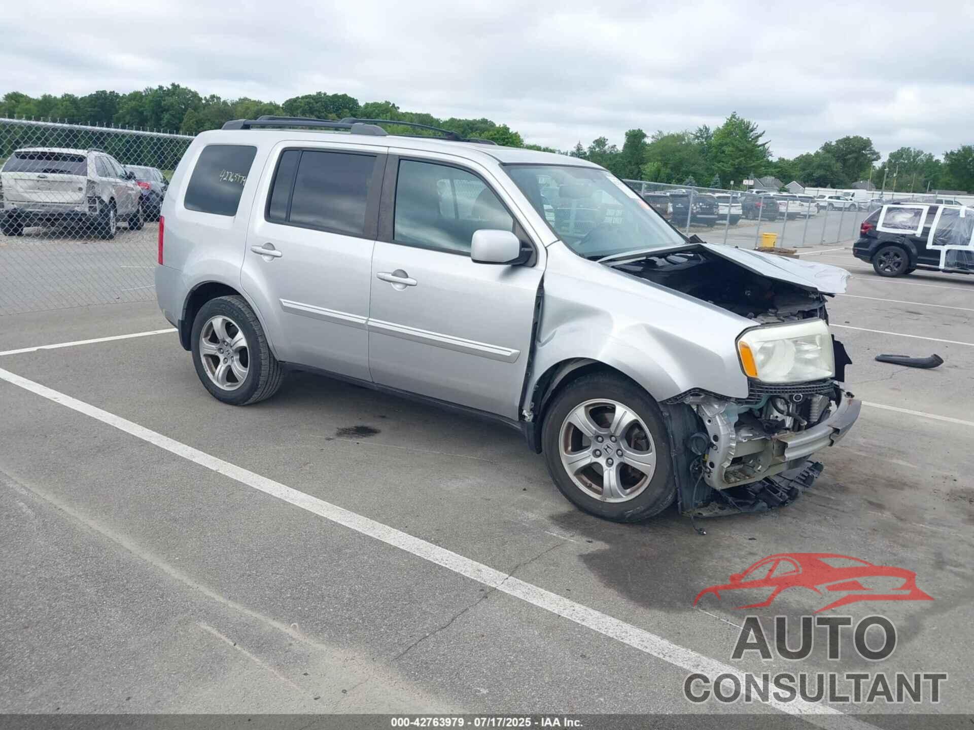 HONDA PILOT 2013 - 5FNYF4H57DB057764