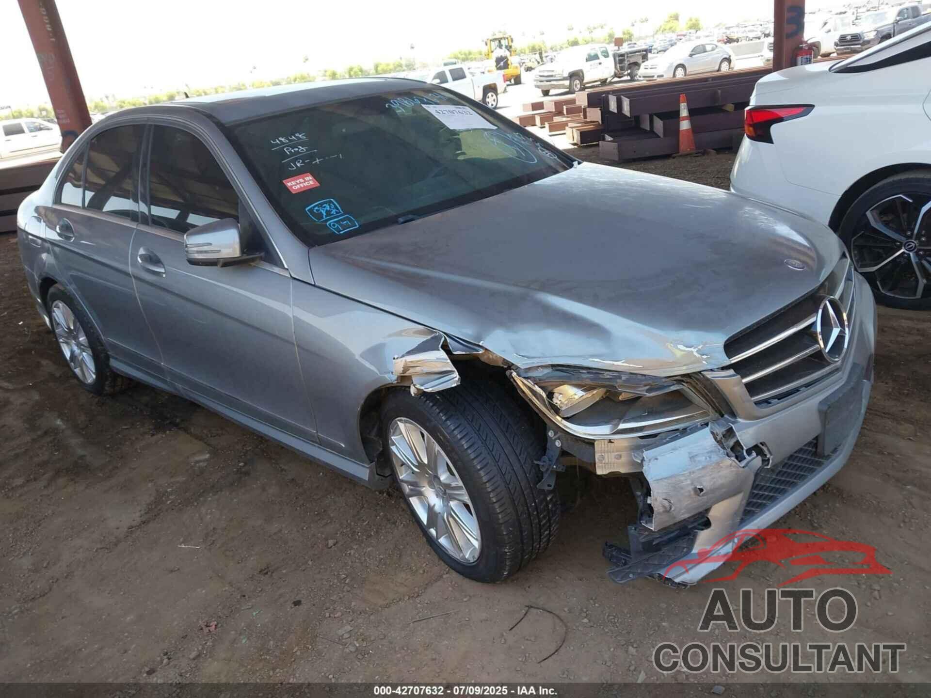 MERCEDES-BENZ C 250 2014 - WDDGF4HB8EA960507