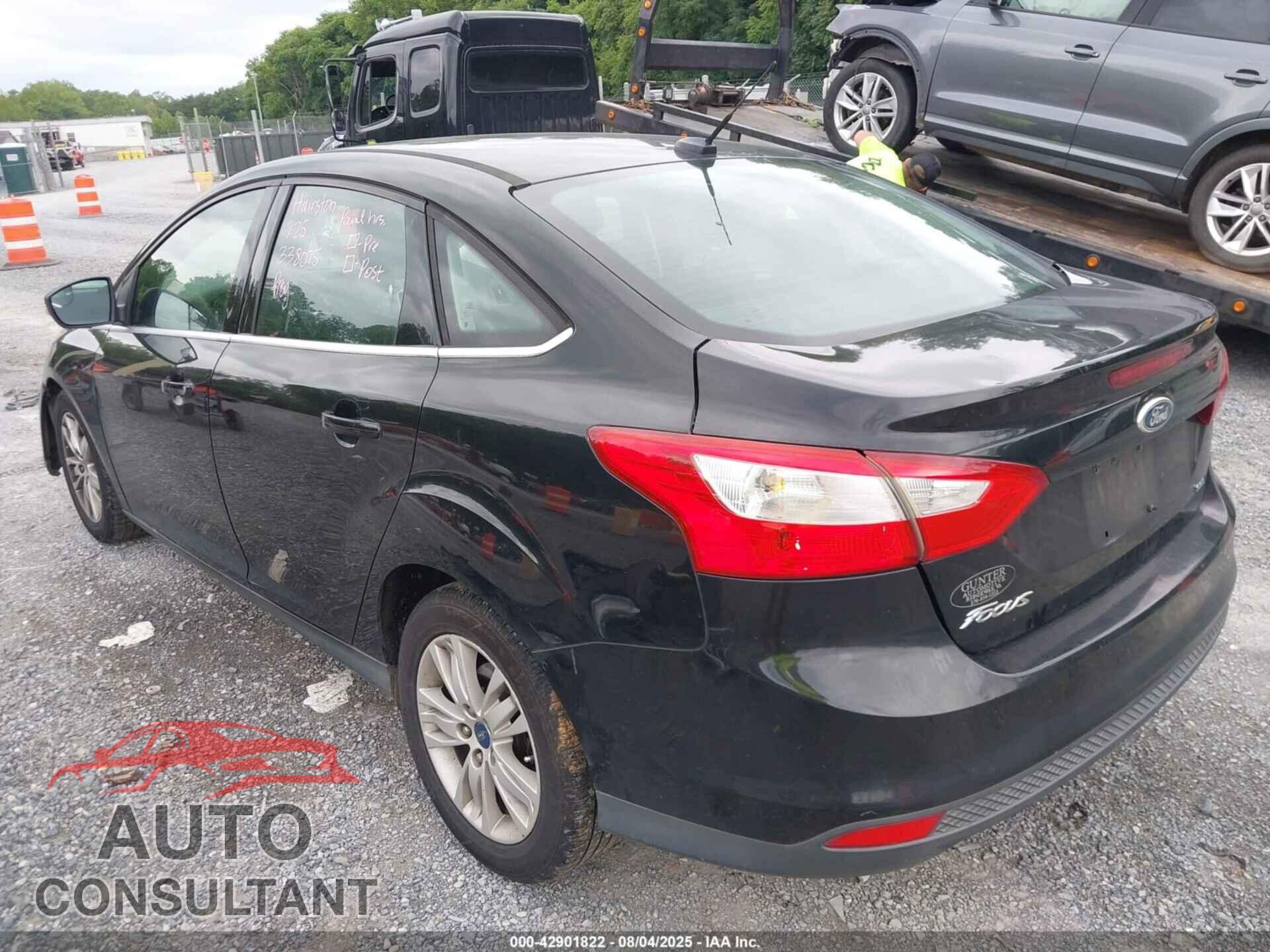 FORD FOCUS 2012 - 1FAHP3H2XCL107541
