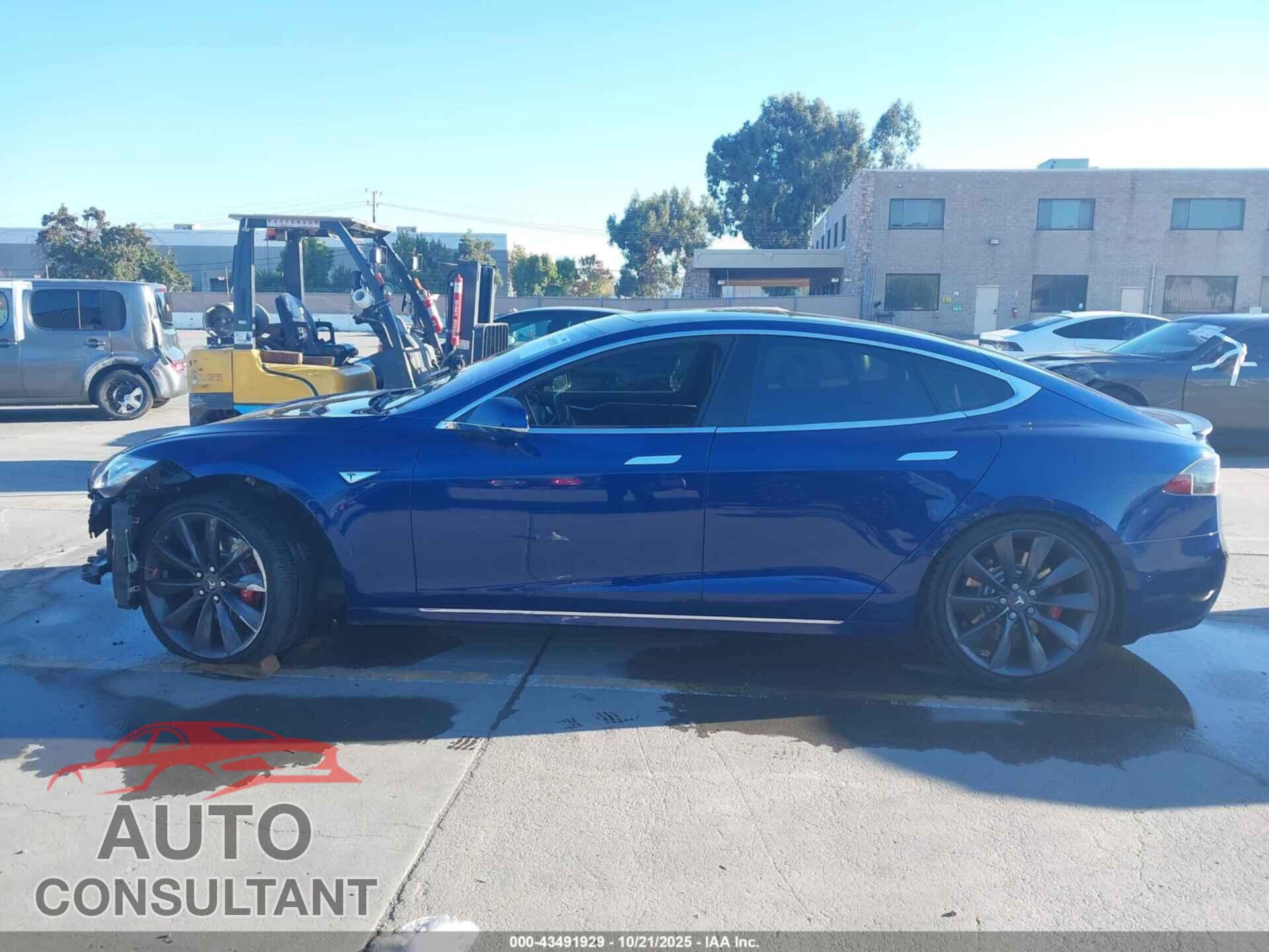 TESLA MODEL S 2016 - 5YJSA1E42GF141588
