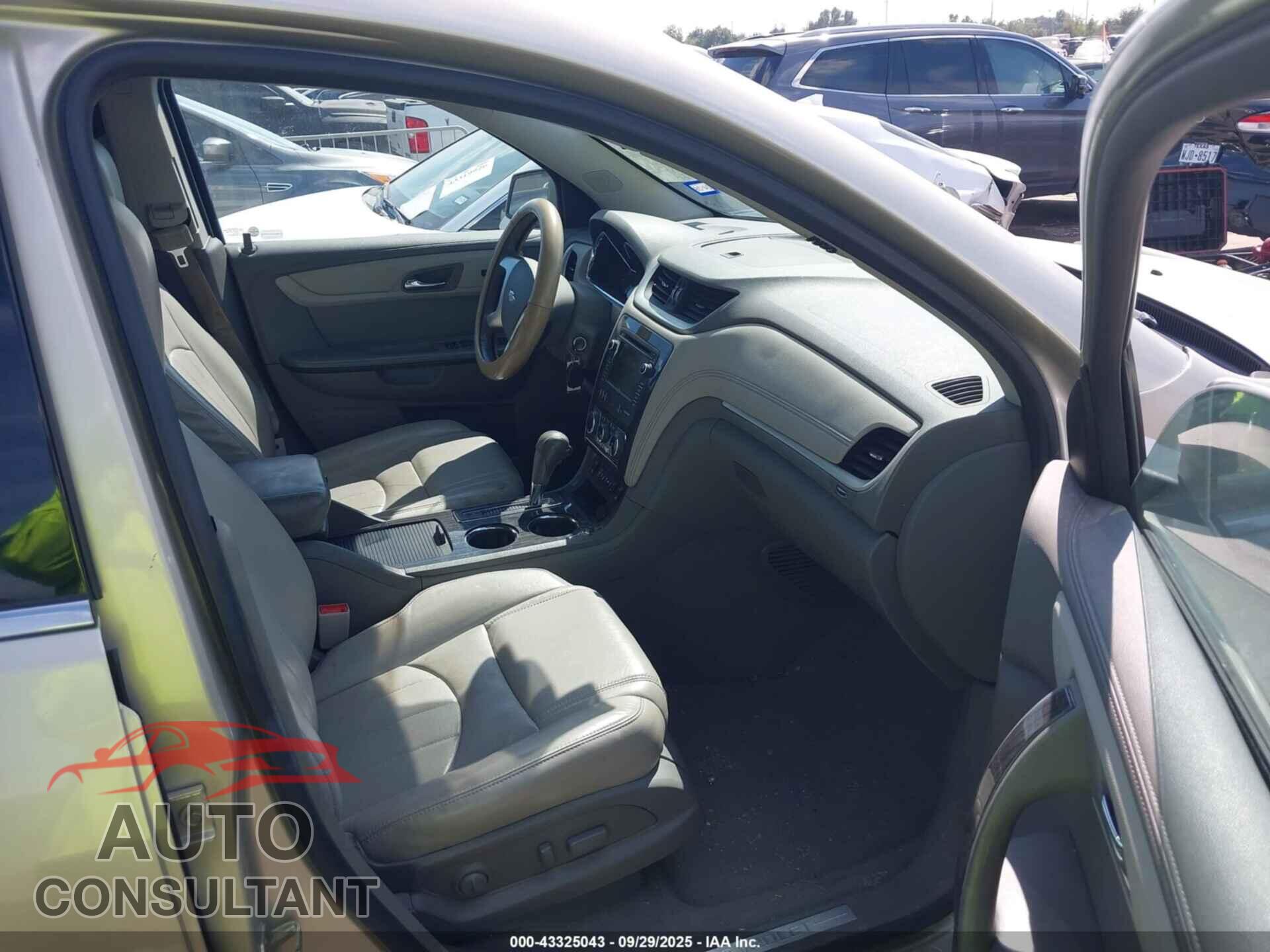 CHEVROLET TRAVERSE 2014 - 1GNKRJKD1EJ186998
