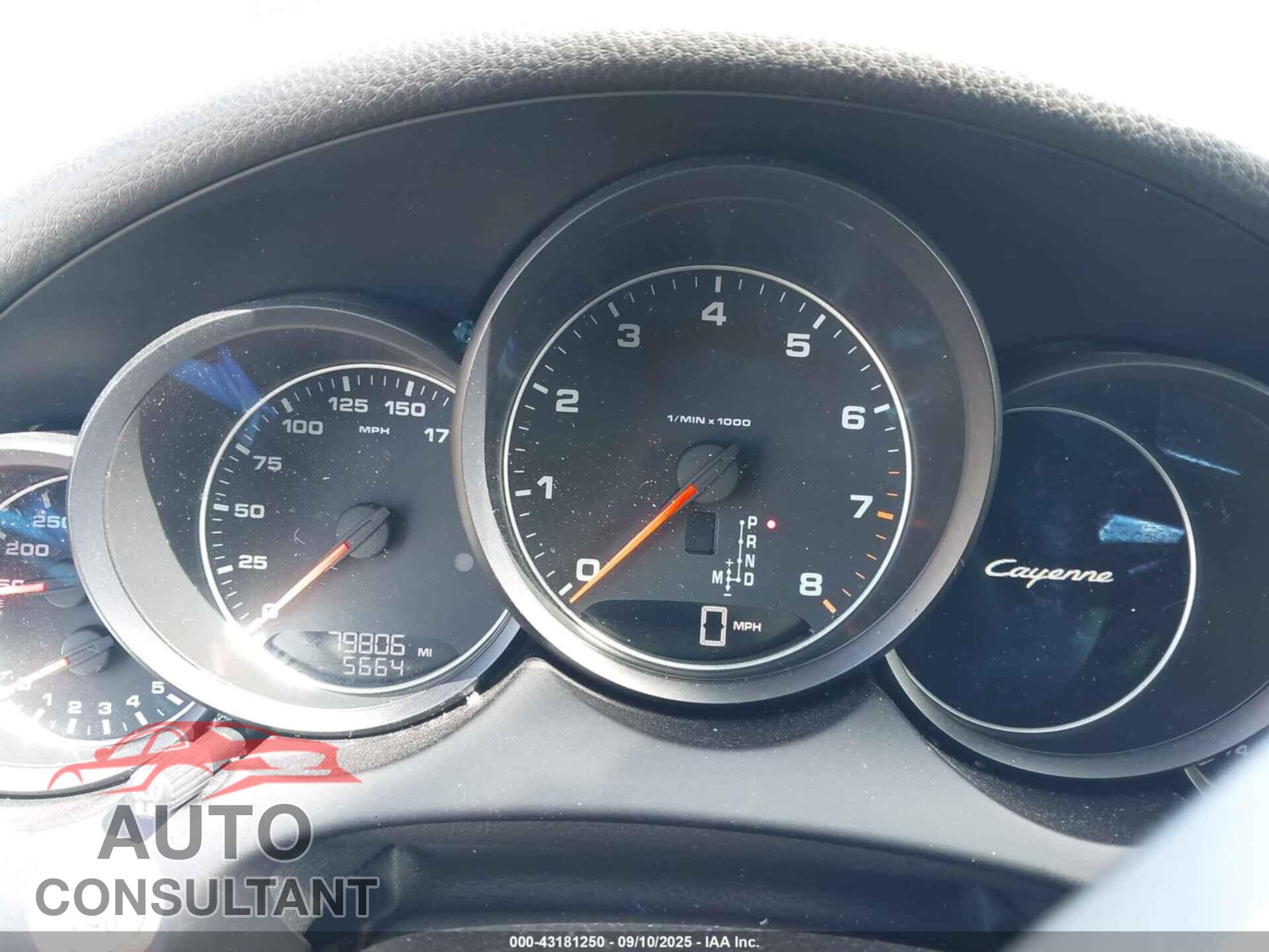 PORSCHE CAYENNE 2016 - WP1AA2A29GKA12061