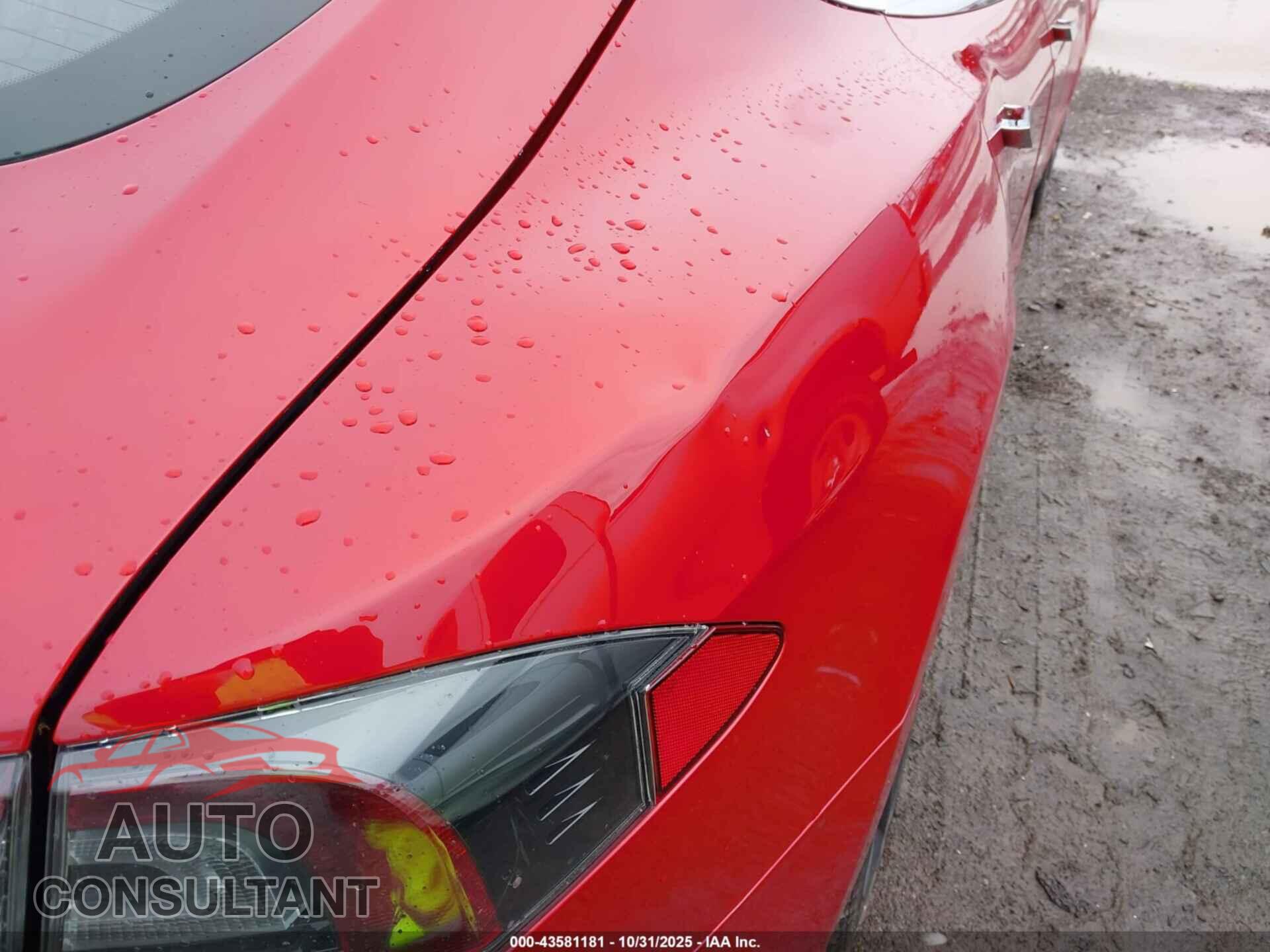 TESLA MODEL S 2013 - 5YJSA1DP6DFP12765