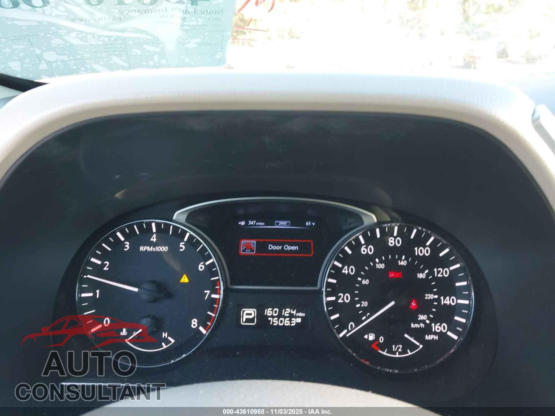 NISSAN PATHFINDER 2013 - 5N1AR2MM2DC618097