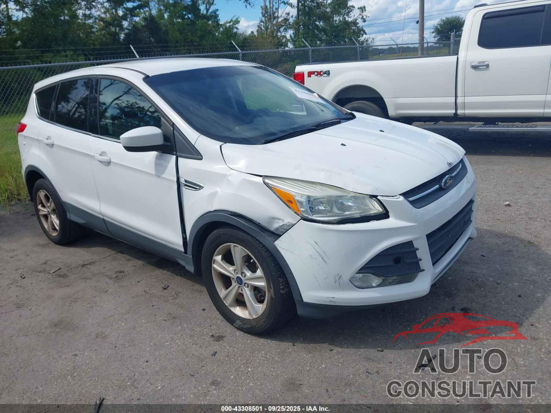 FORD ESCAPE 2016 - 1FMCU9G91GUC06677