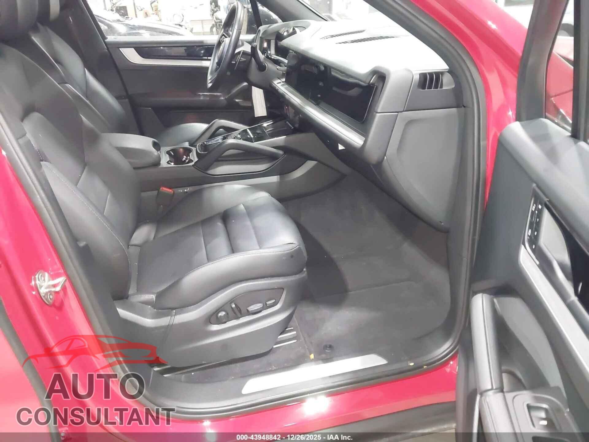 PORSCHE CAYENNE 2024 - WP1AL2AY7RDA33738