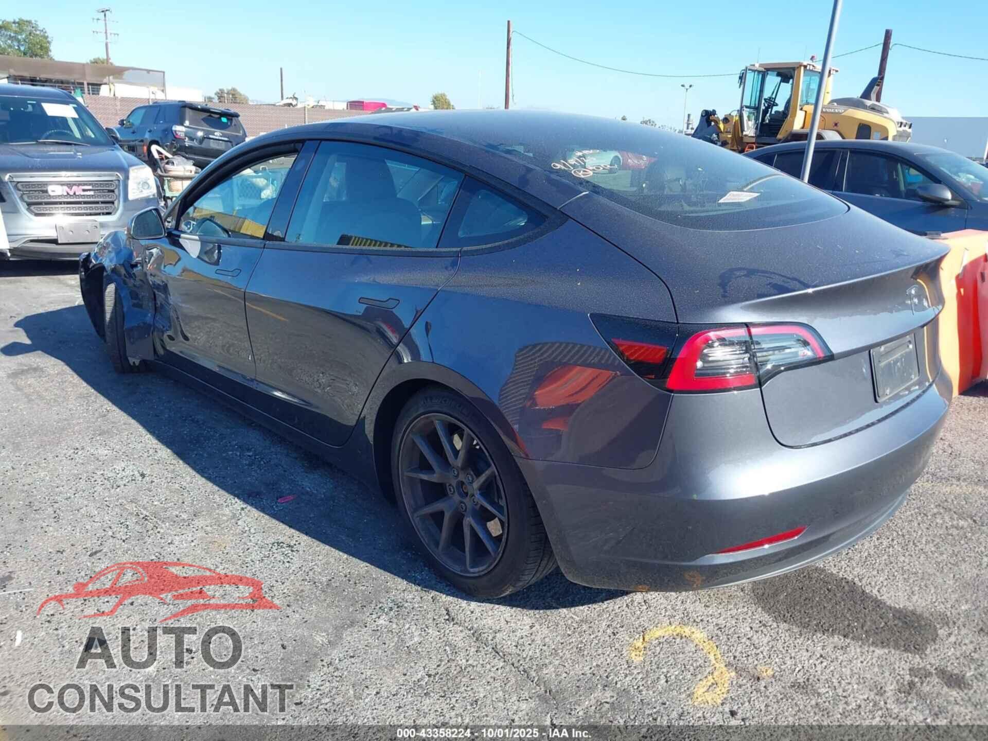 TESLA MODEL 3 2023 - 5YJ3E1EA3PF707675