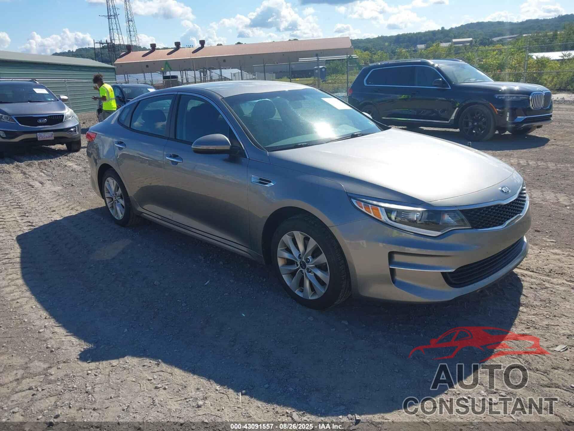 KIA OPTIMA 2018 - 5XXGT4L30JG269568
