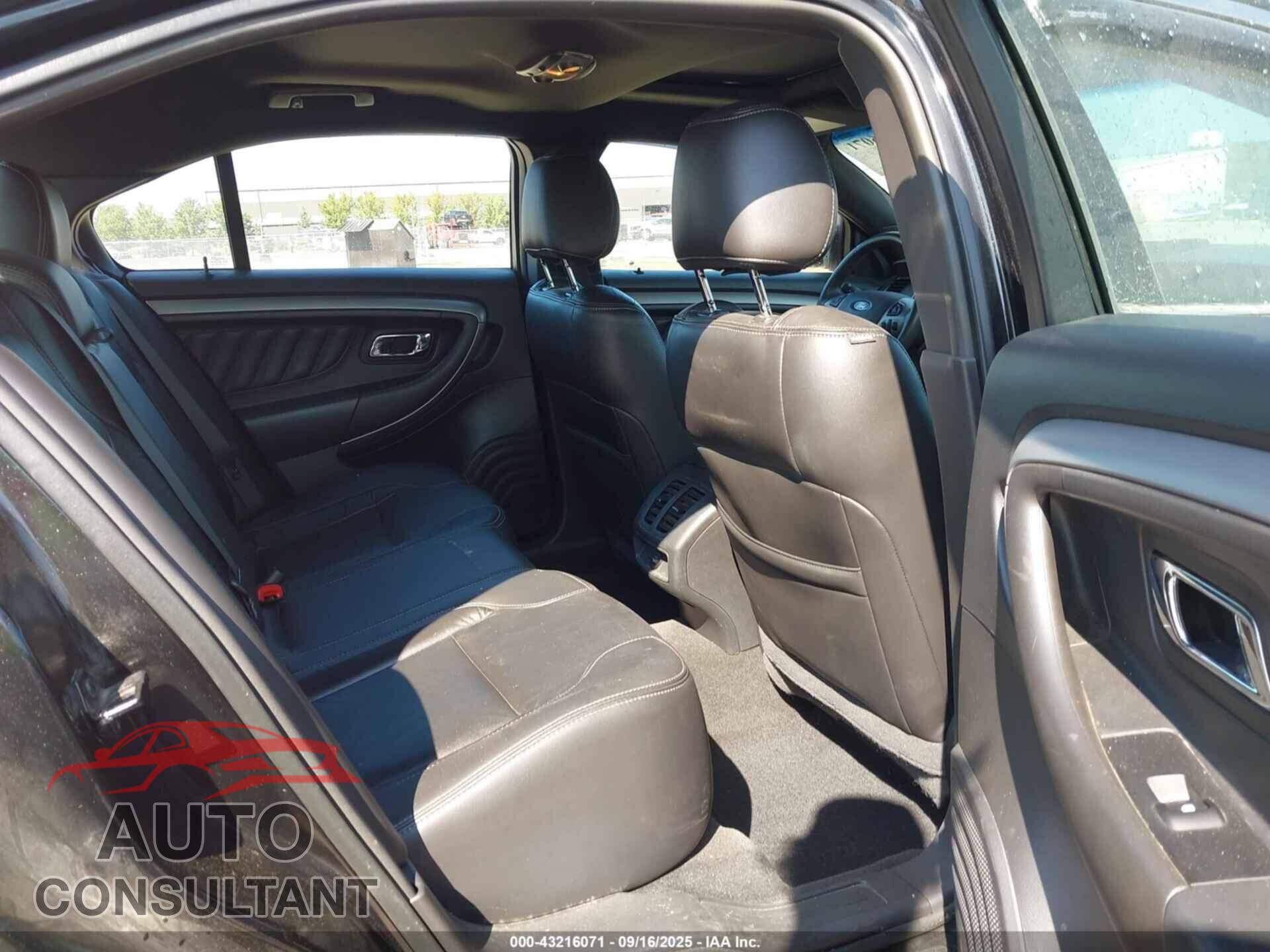 FORD TAURUS 2015 - 1FAHP2E87FG194945