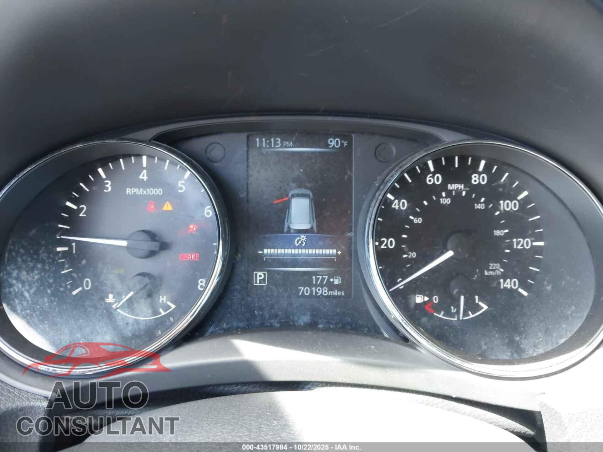 NISSAN ROGUE 2017 - 5N1AT2MT6HC867890