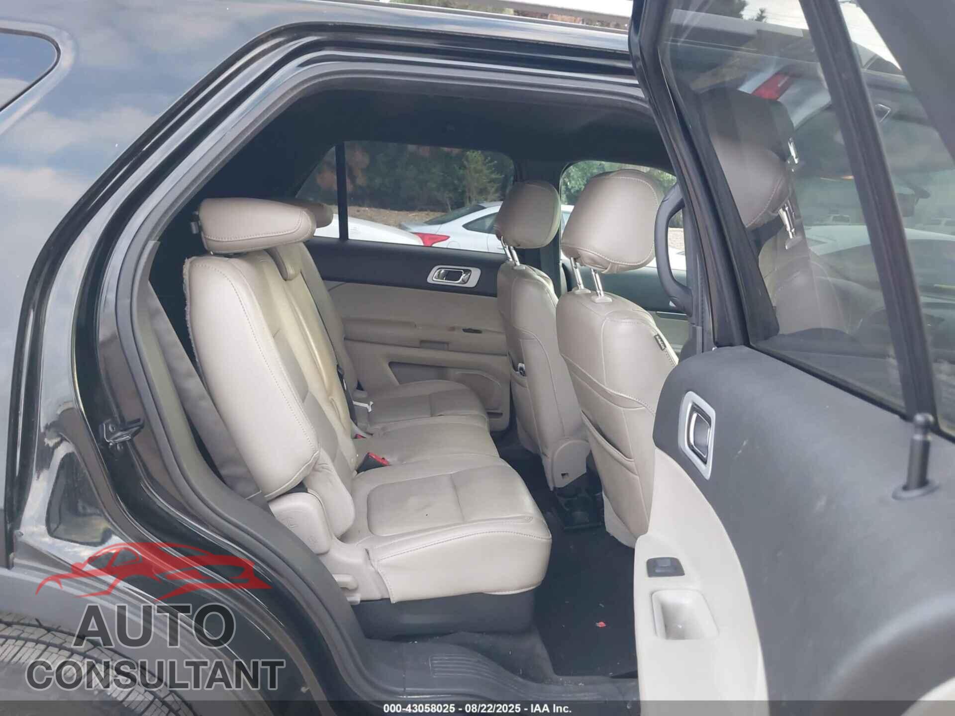 FORD EXPLORER 2011 - 1FMHK8D83BGA91220