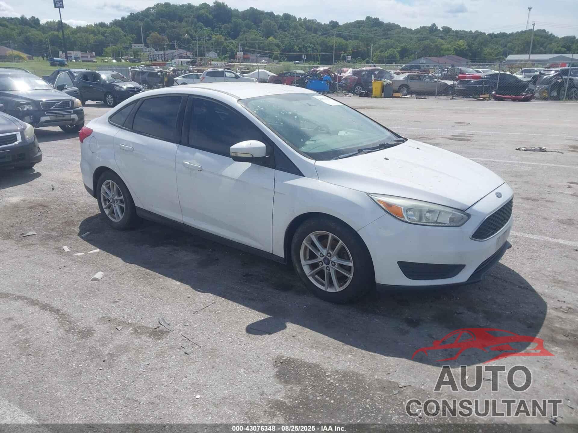 FORD FOCUS 2015 - 1FADP3F21FL207579