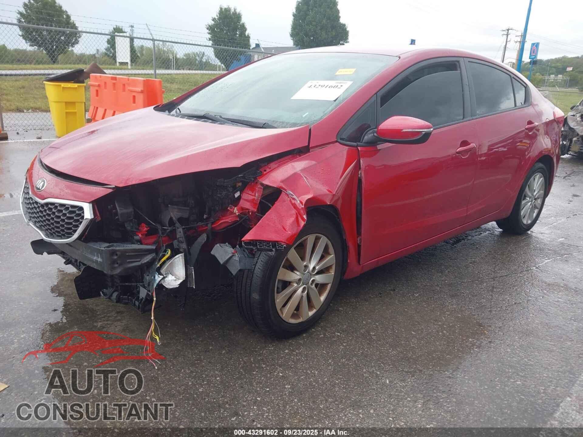 KIA FORTE 2016 - KNAFX4A64G5454424