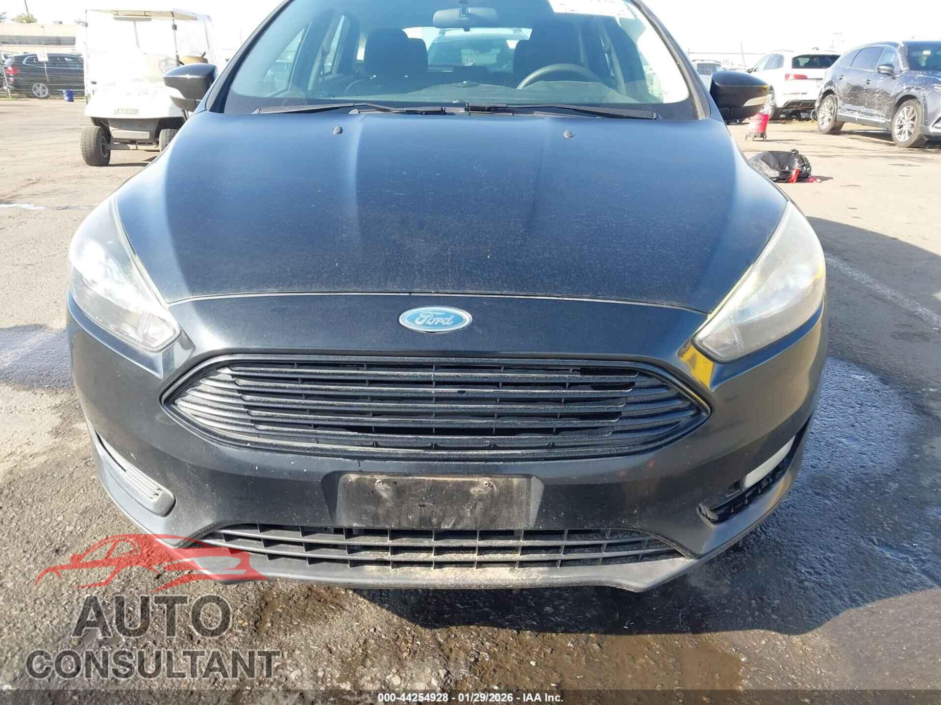 FORD FOCUS 2016 - 1FADP3KE2GL234596