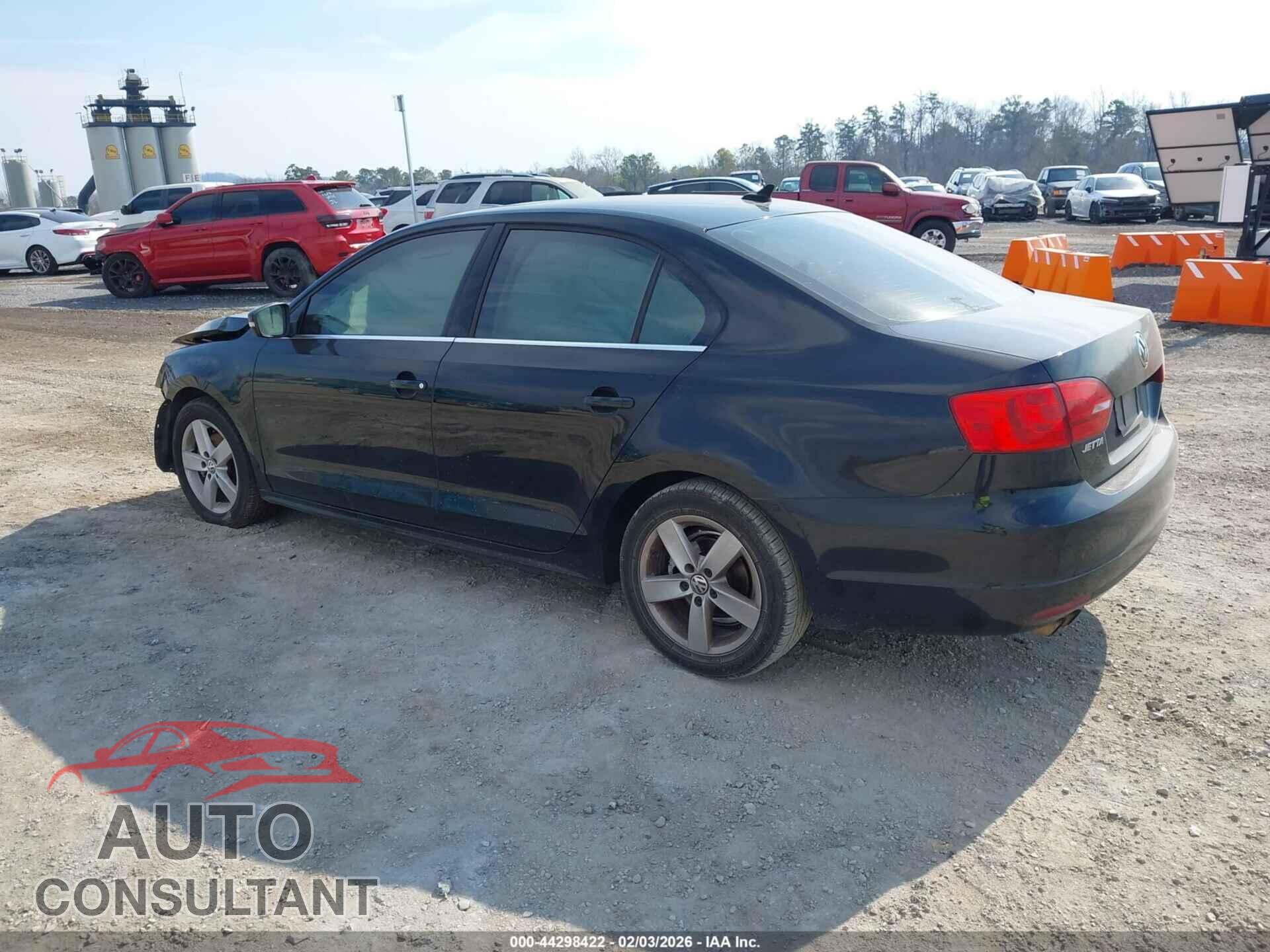 VOLKSWAGEN JETTA 2014 - 3VWLL7AJ8EM350983