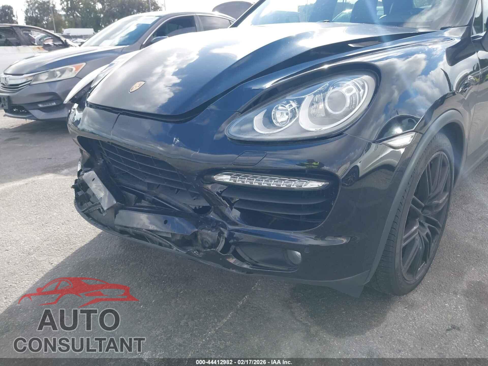 PORSCHE CAYENNE 2012 - WP1AC2A21CLA82801