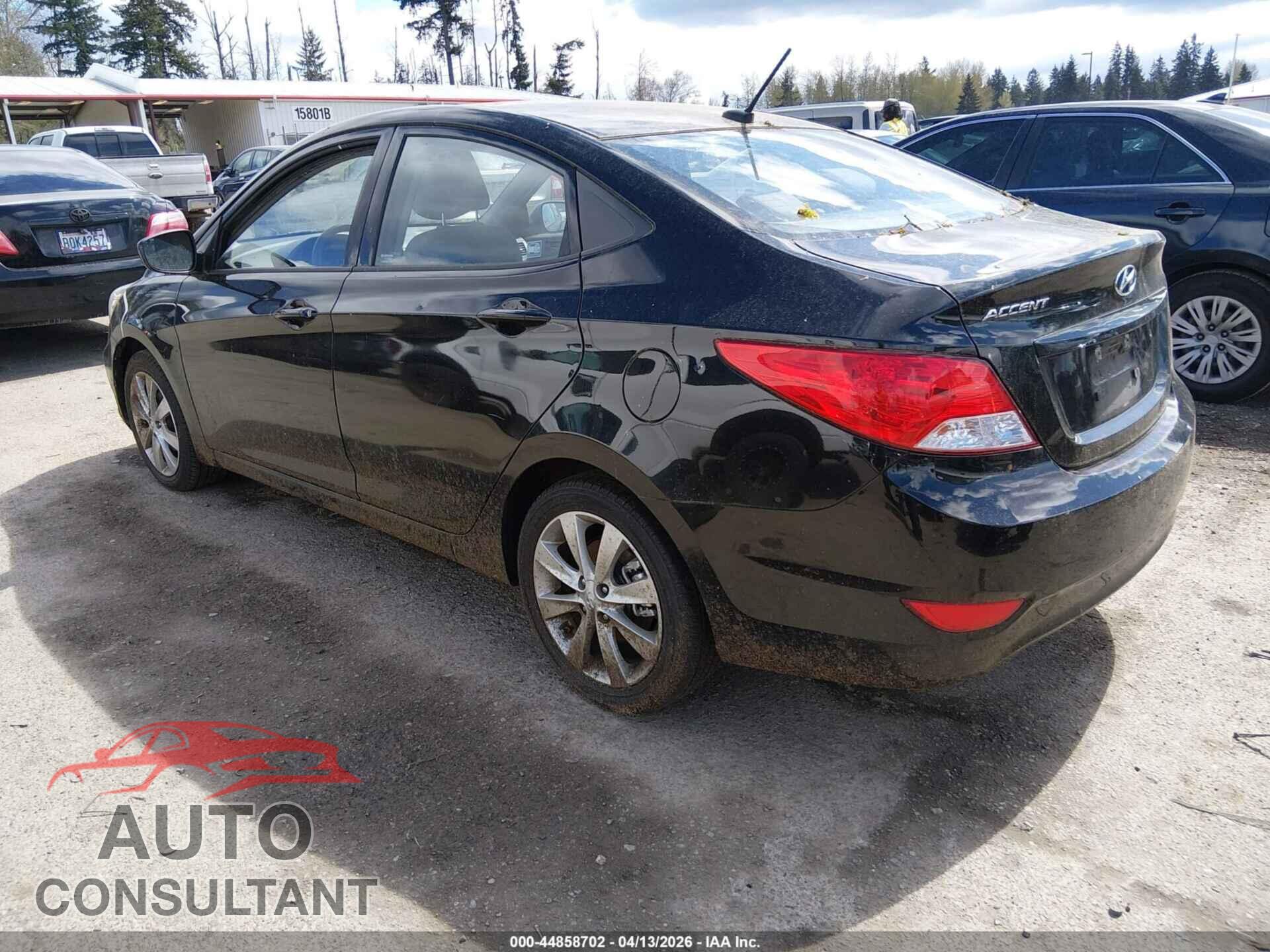 HYUNDAI ACCENT 2012 - KMHCU4AE8CU085892