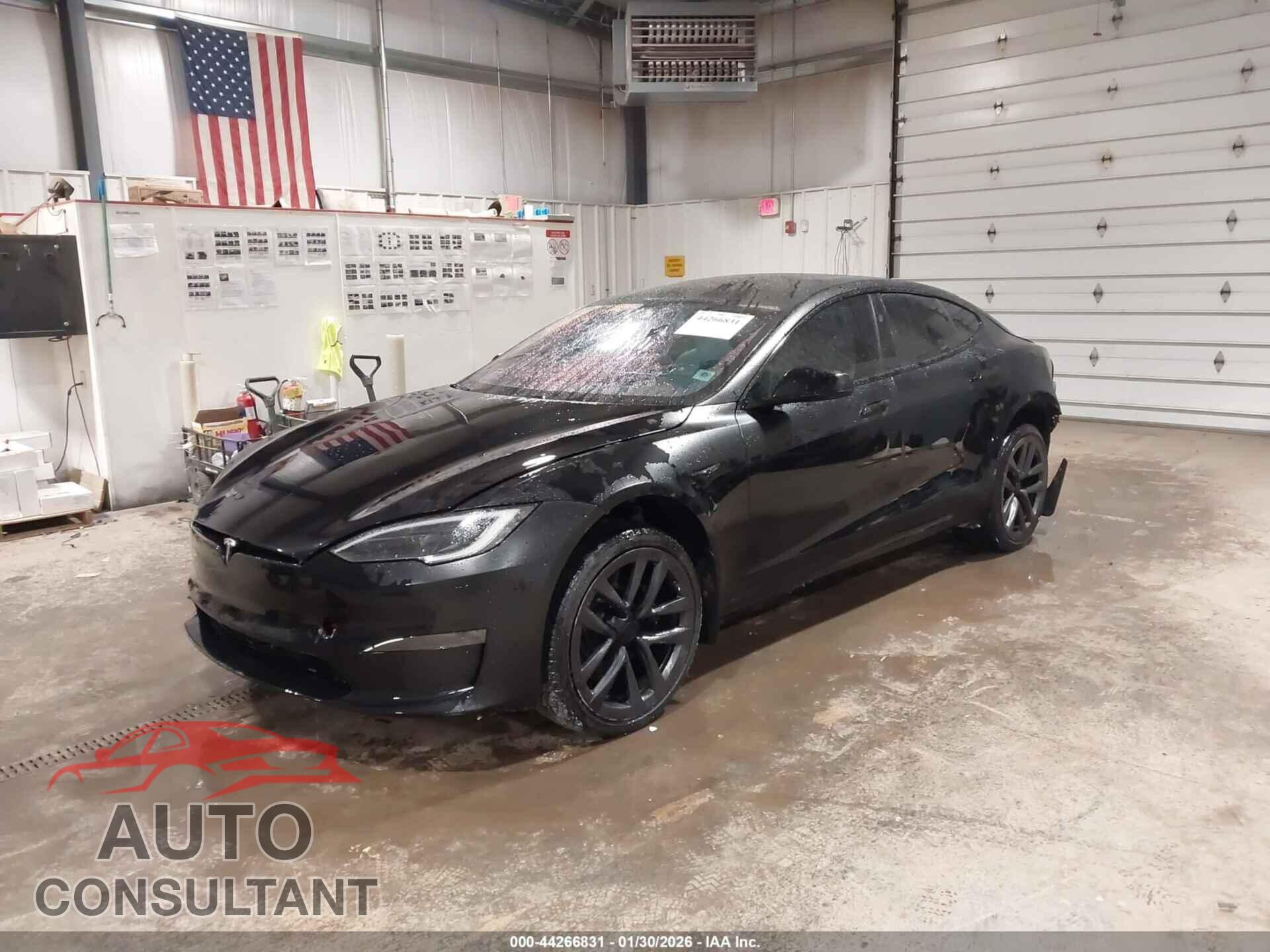 TESLA MODEL S 2023 - 5YJSA1E52PF522821